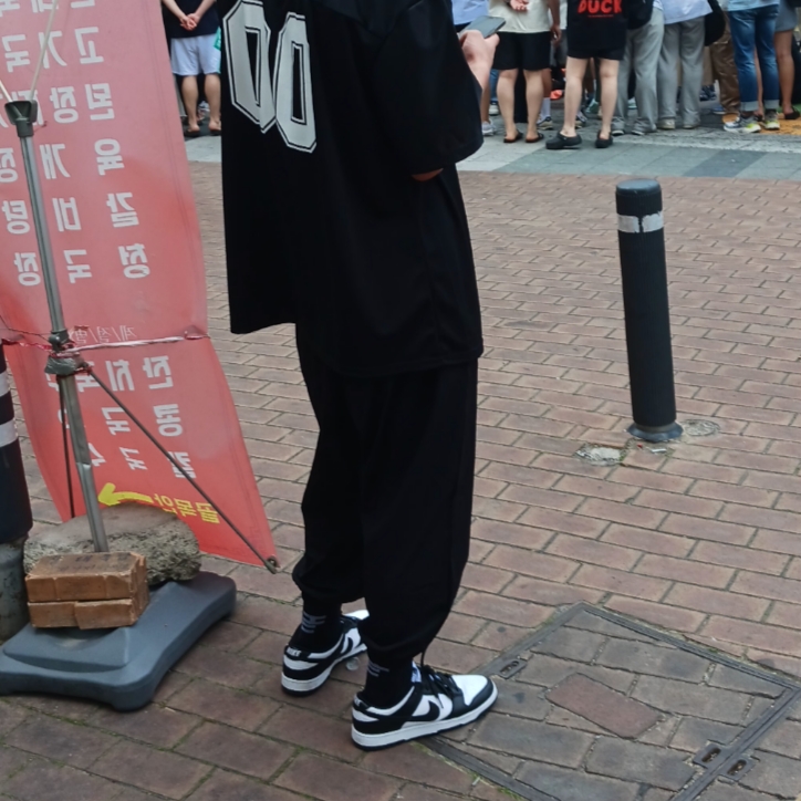 Nike Dunk Low Retro SE Jackpot Grey Fog, Nike Dunk Low Retro Black 착용 스타일 - 2