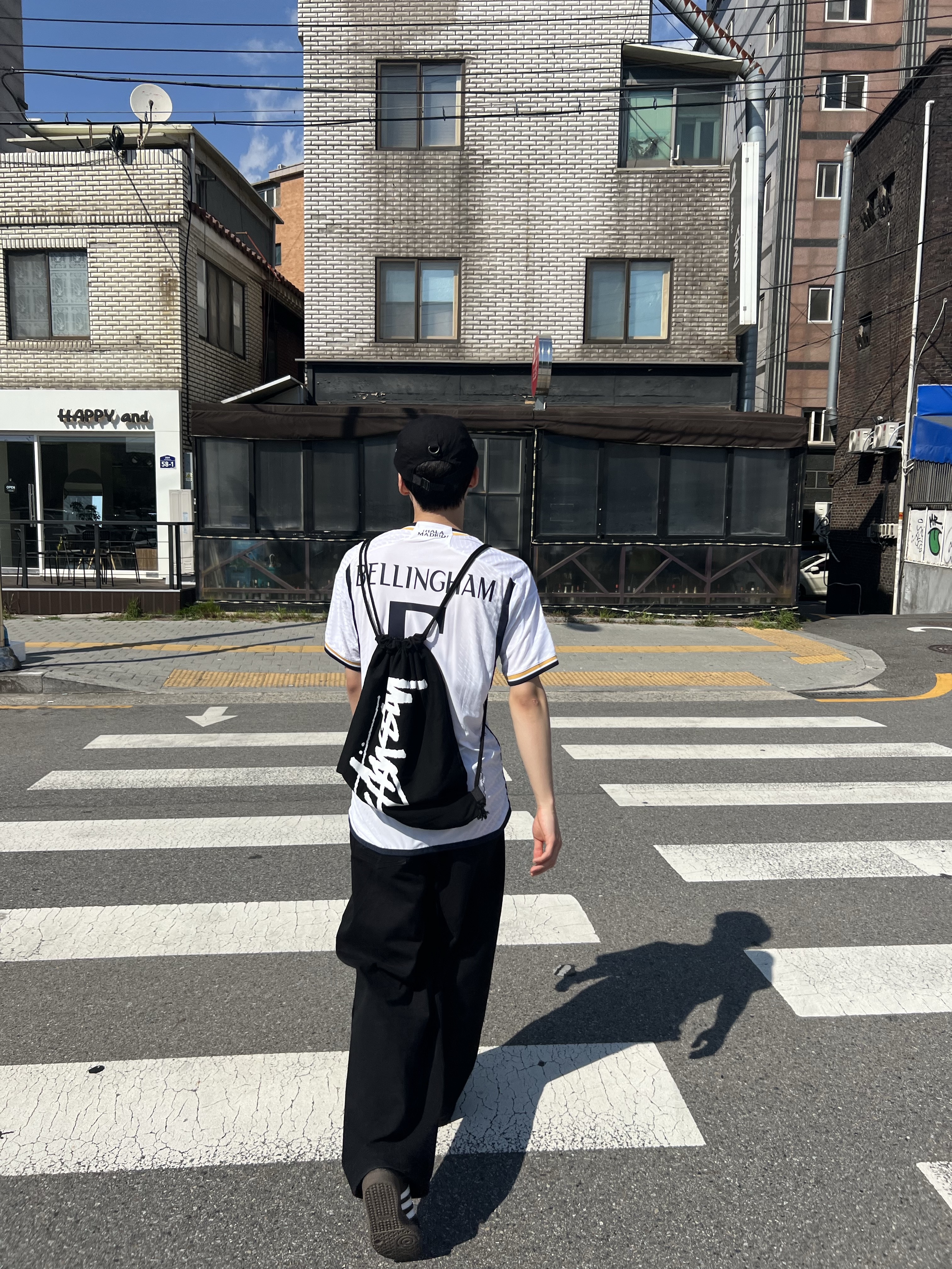 Adidas Samba OG Black White Gum, Supreme Waxed Cotton Camp Cap Black - 23FW 착용 스타일 - 1
