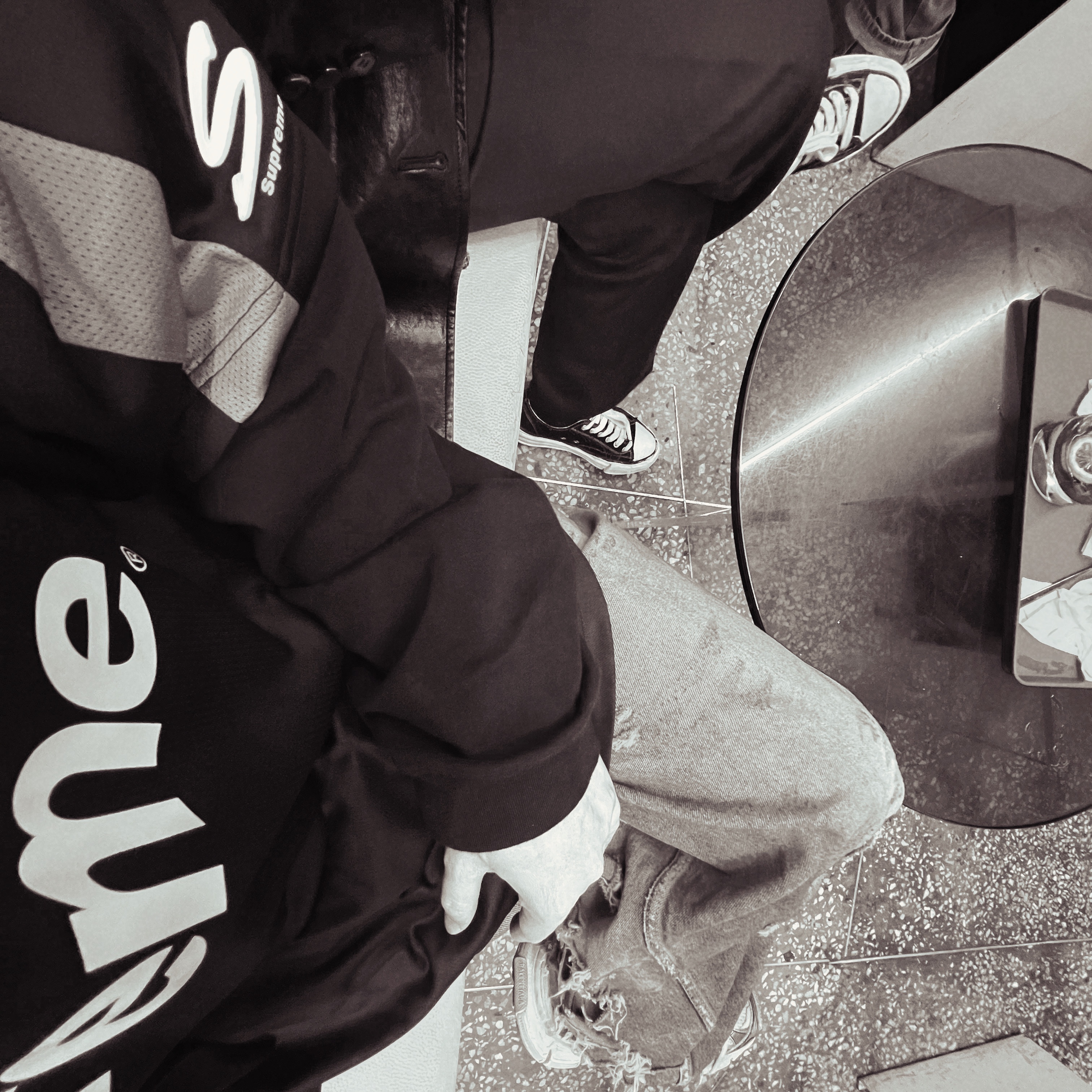 Supreme Hooded Soccer Jersey Black - 23FW, Balenciaga 3XL Sneakers Beige 착용 스타일