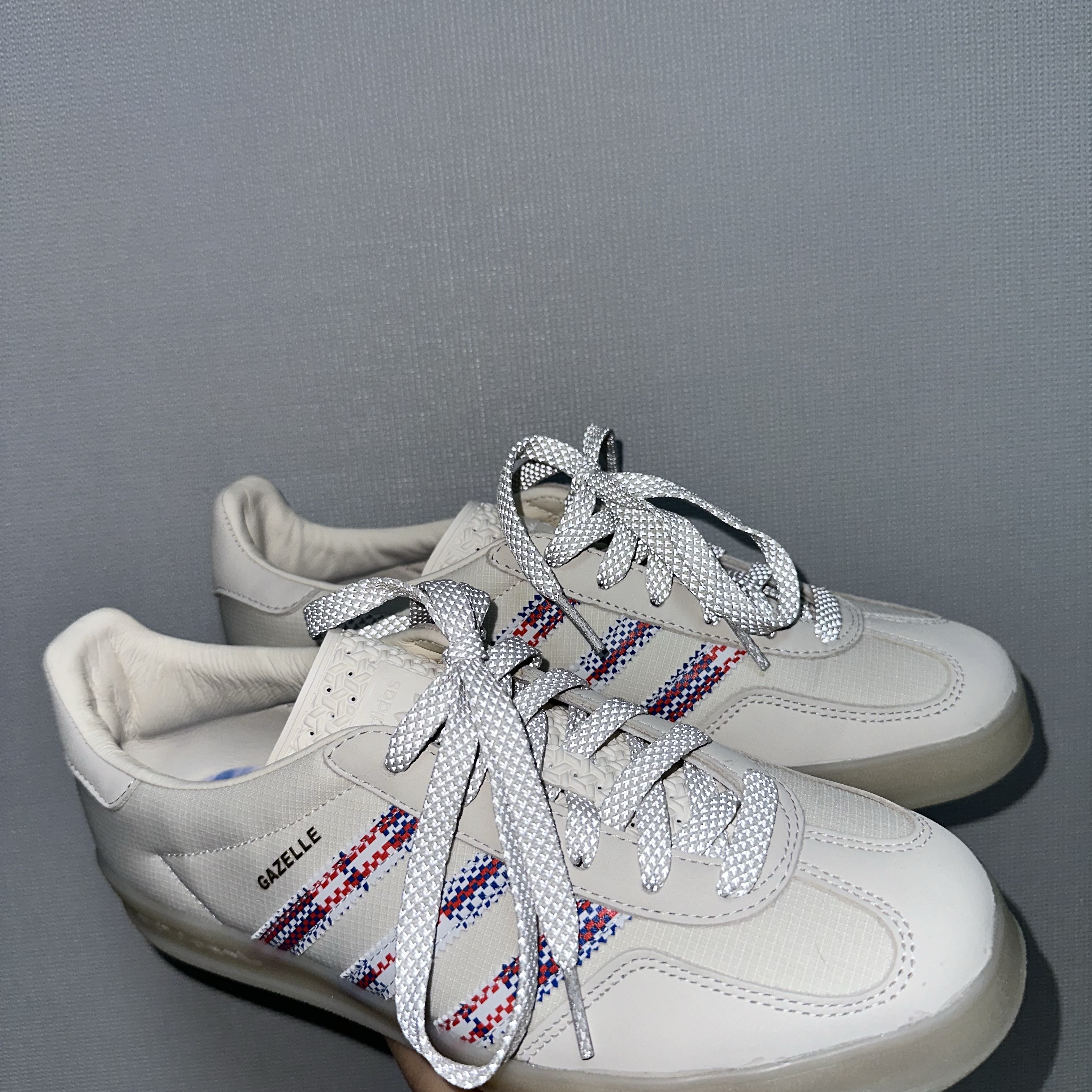 Adidas x Alwayth Gazelle Indoor Core White Supplier Colour 착용 스타일 - 4