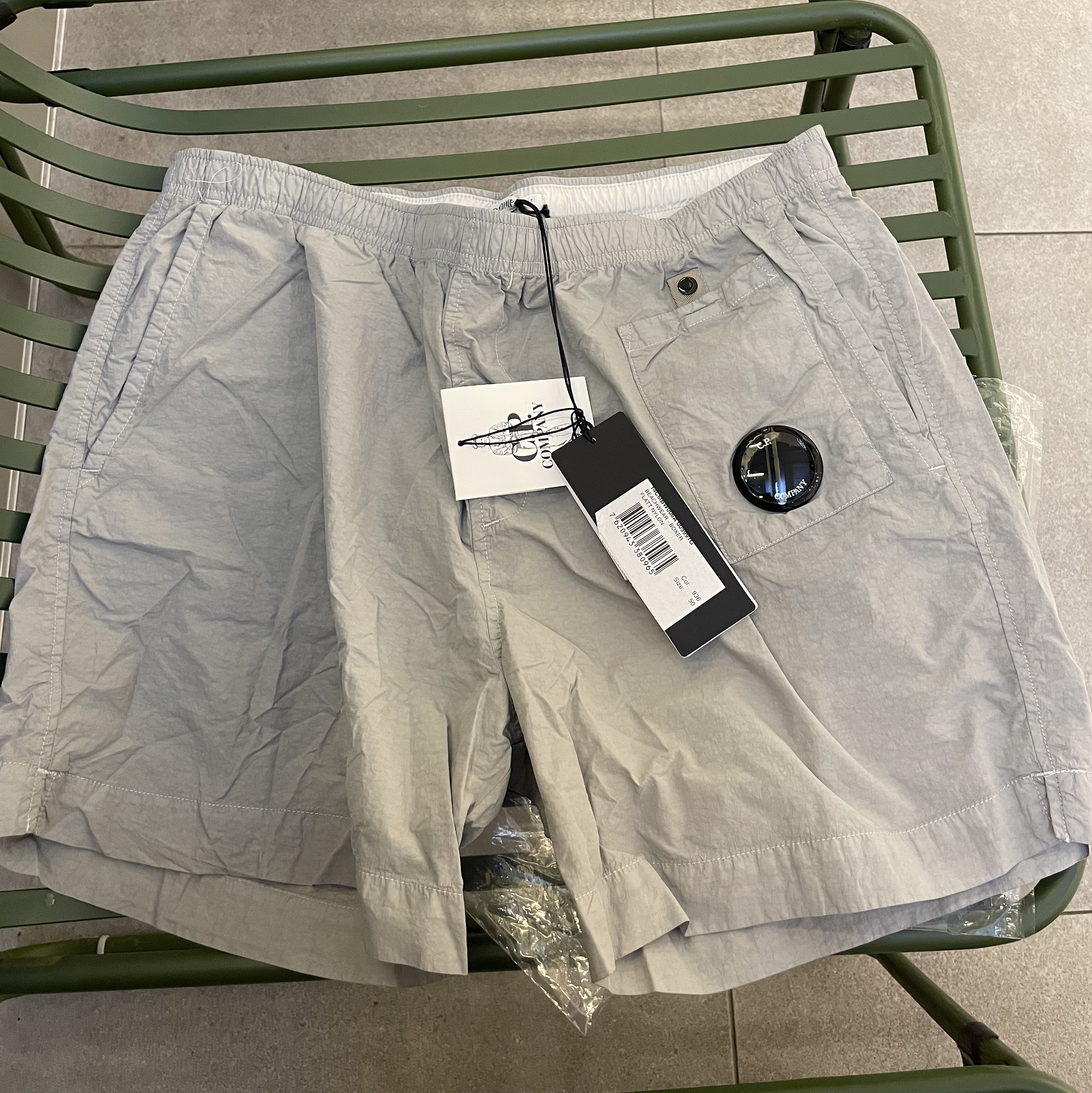 C.P. Company Flatt Nylon Auxiliary Pocket Swim Shorts Flint Grey - 23SS, Adidas Yeezy Slide Slate Marine 착용 스타일 - 1