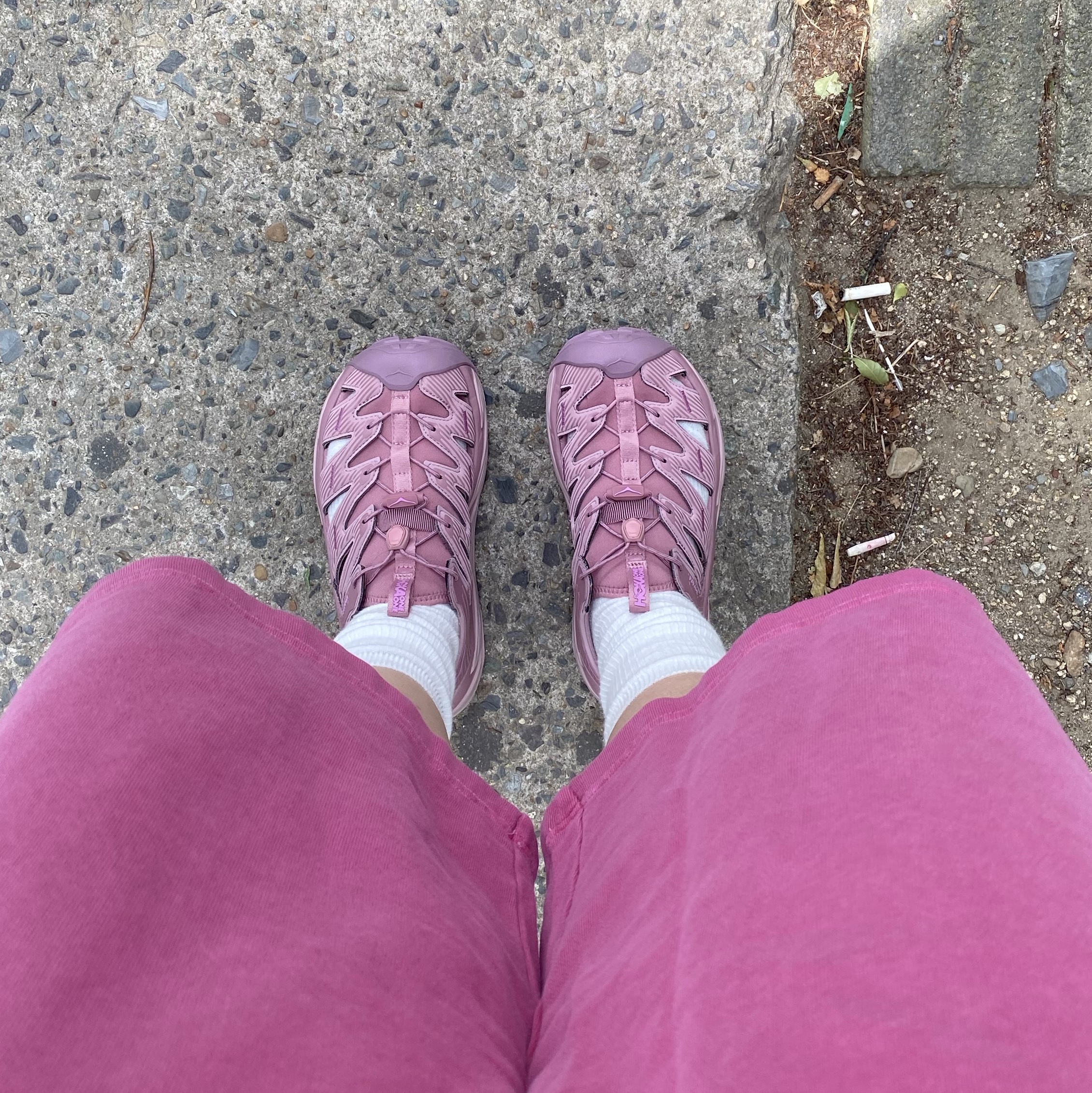 (W) Hoka Hopara Foxglove Pale Mauve 착용 스타일