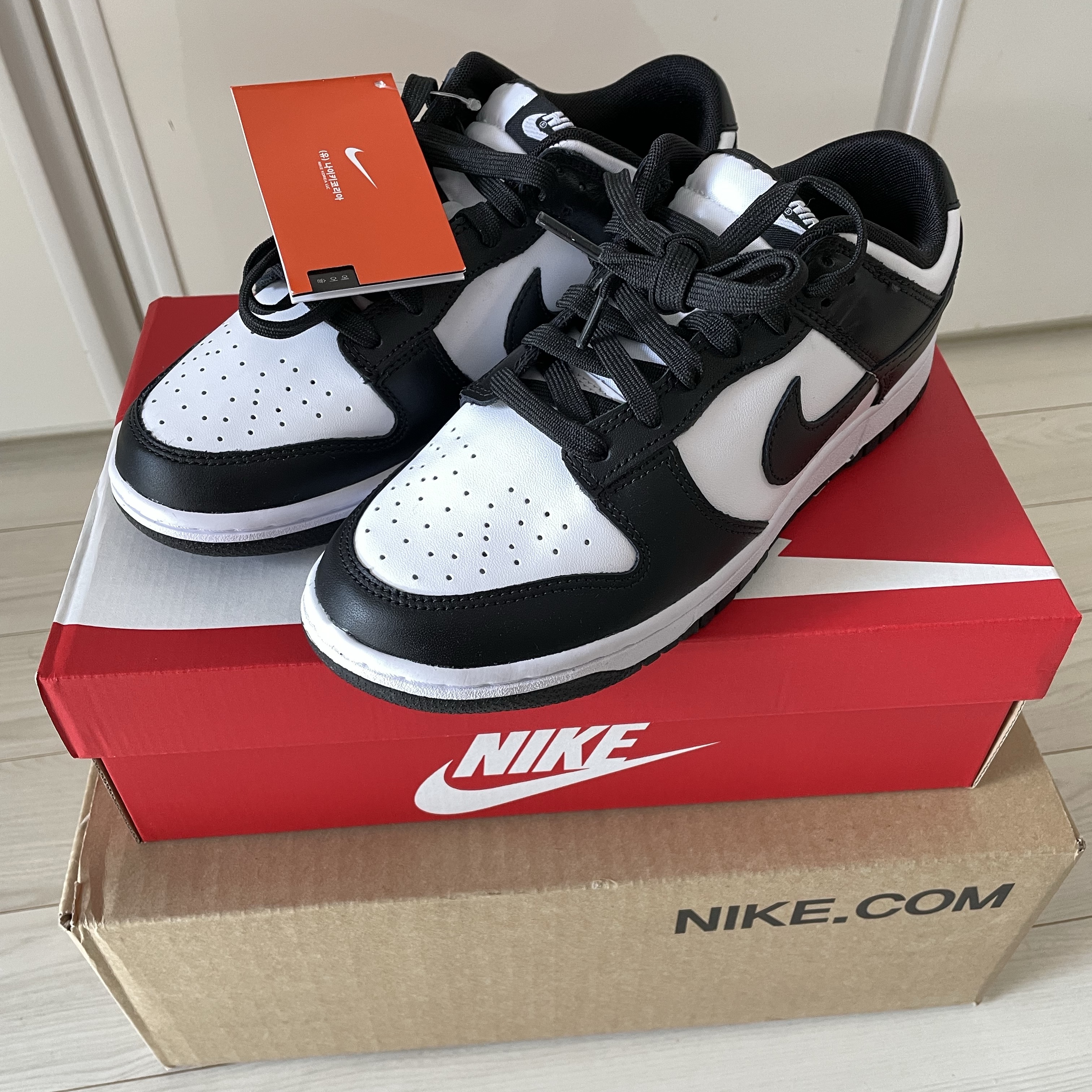 Nike Dunk Low Retro Black 착용 스타일