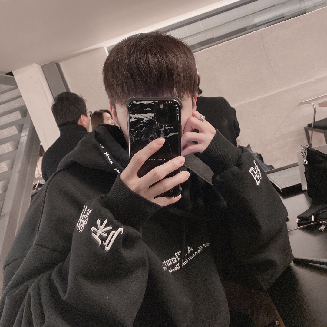 KREAM 프로필 이미지