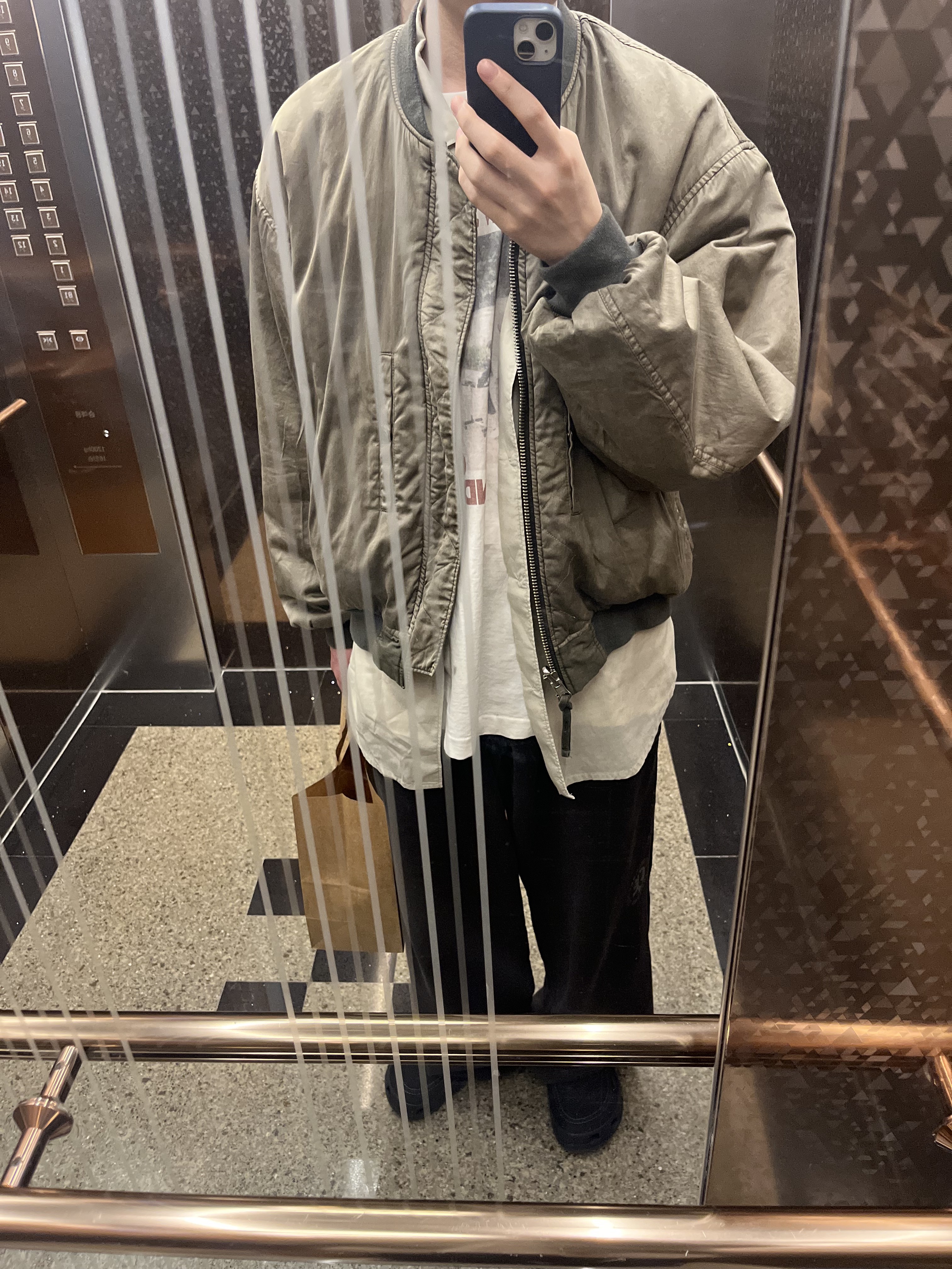 Polyteru Human Index Human Jumbo 1/2 T-Shirt Gray, Polyteru Human Index Index Track Pants Black/White 착용 스타일 - 1