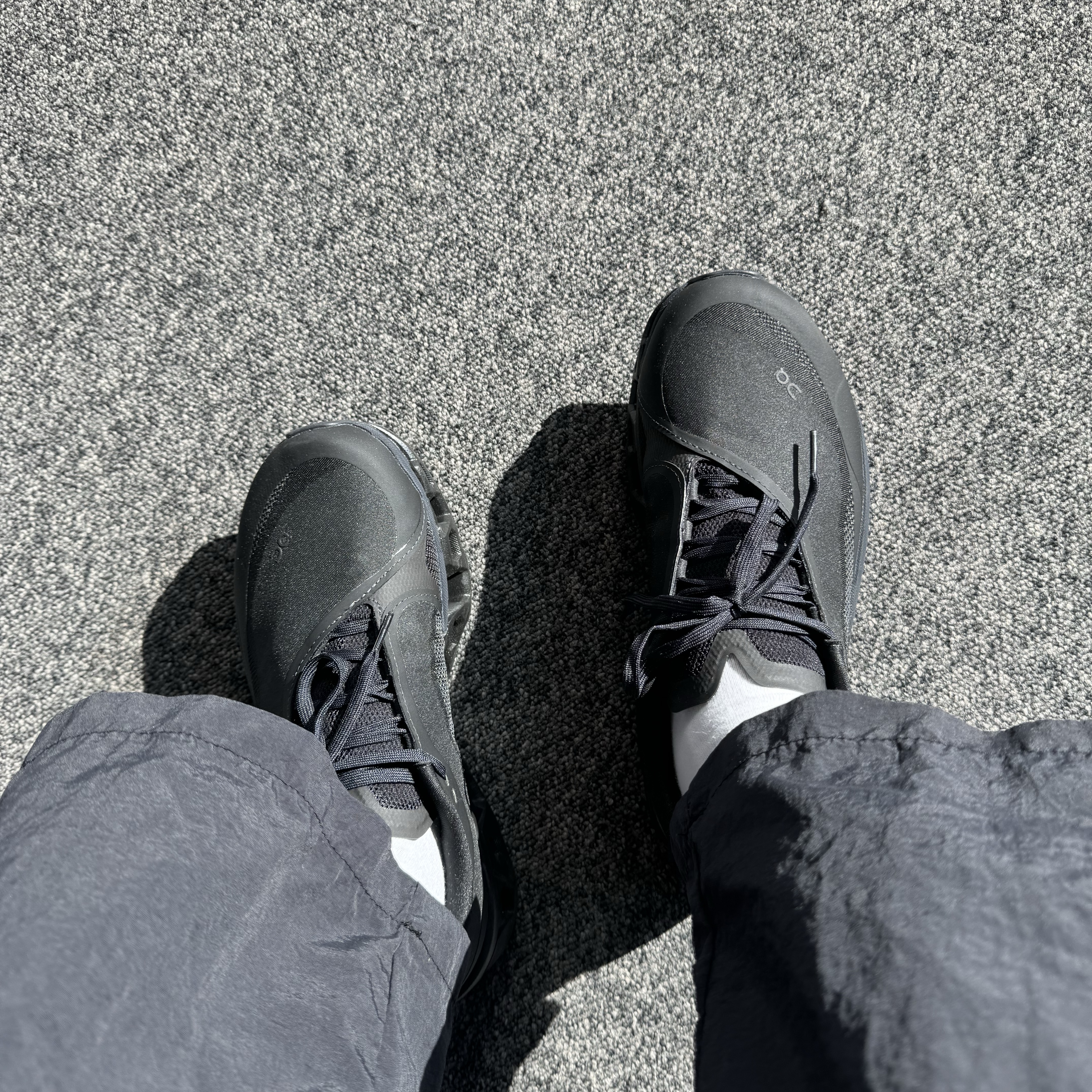 On Running x Post Archive Faction (Paf) Cloudmonster 2 Black Magnet 착용 스타일
