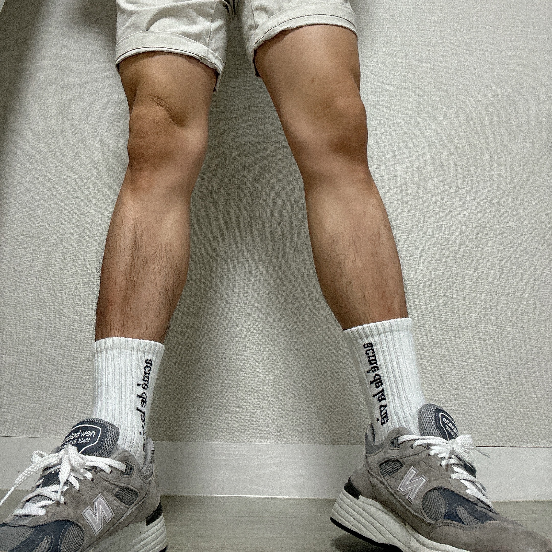 New Balance 991v2 Made in UK Rock Ridge Alloy Silver 착용 스타일 - 2