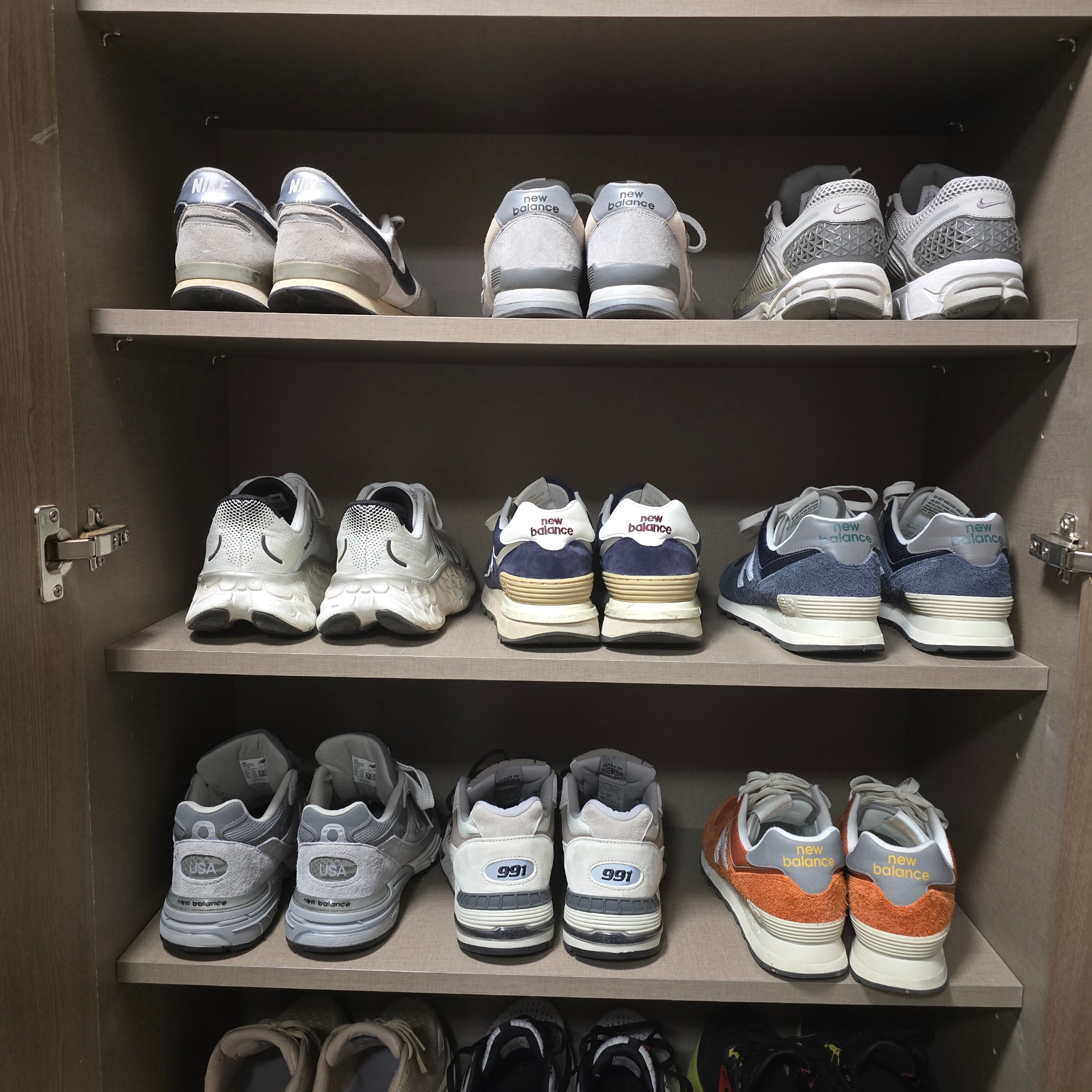 New Balance 991 Made in UK Cream Beige 착용 스타일 - 2