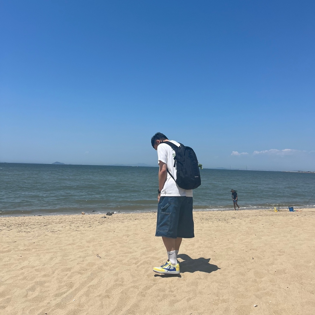 Supreme Backpack Black - 24SS, (W) Jordan 1 x Travis Scott Retro Low OG SP Canary 착용 스타일 - 2