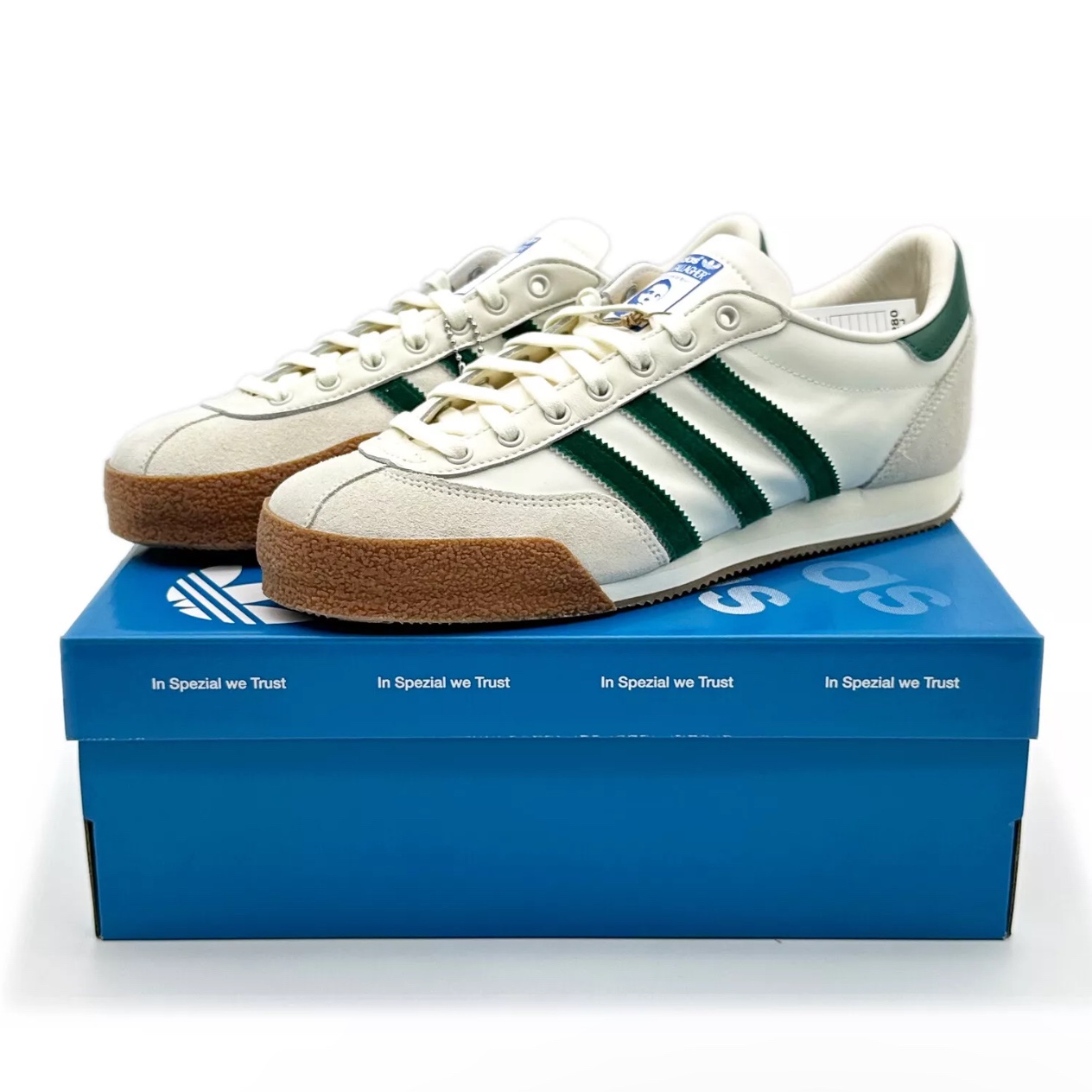 Adidas x Liam Gallagher Spezial LG II Cream White Collegiate Green 착용 스타일 - 3