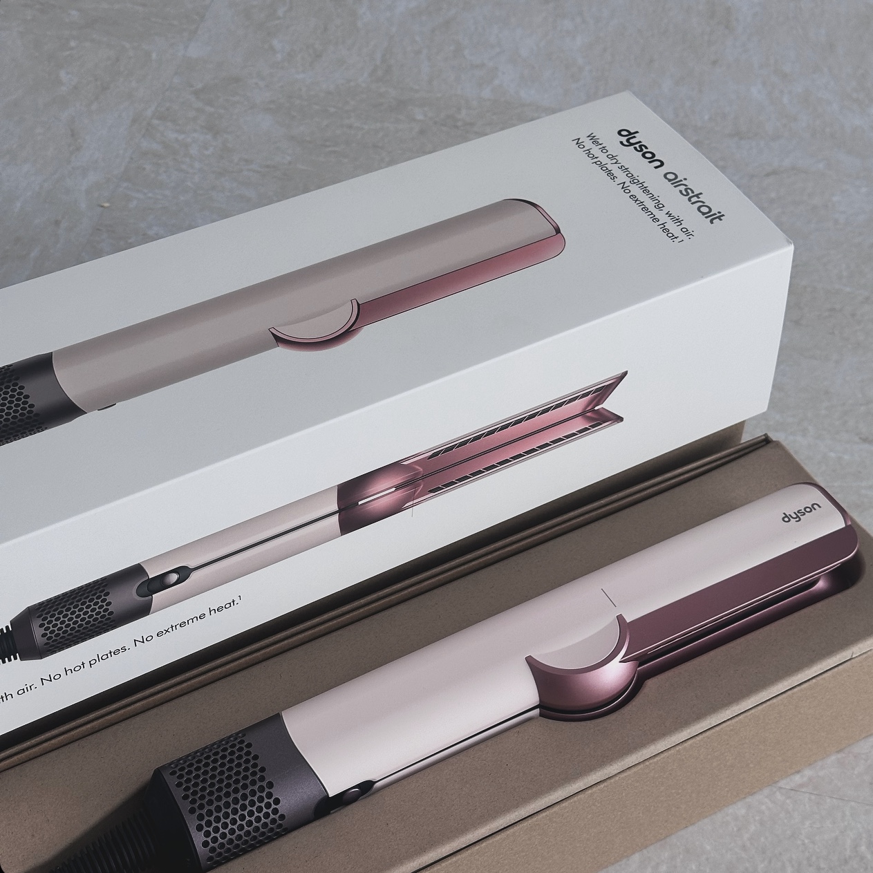 Dyson Airstrait Straightener Nickel Copper (Korean Ver.) 착용 스타일