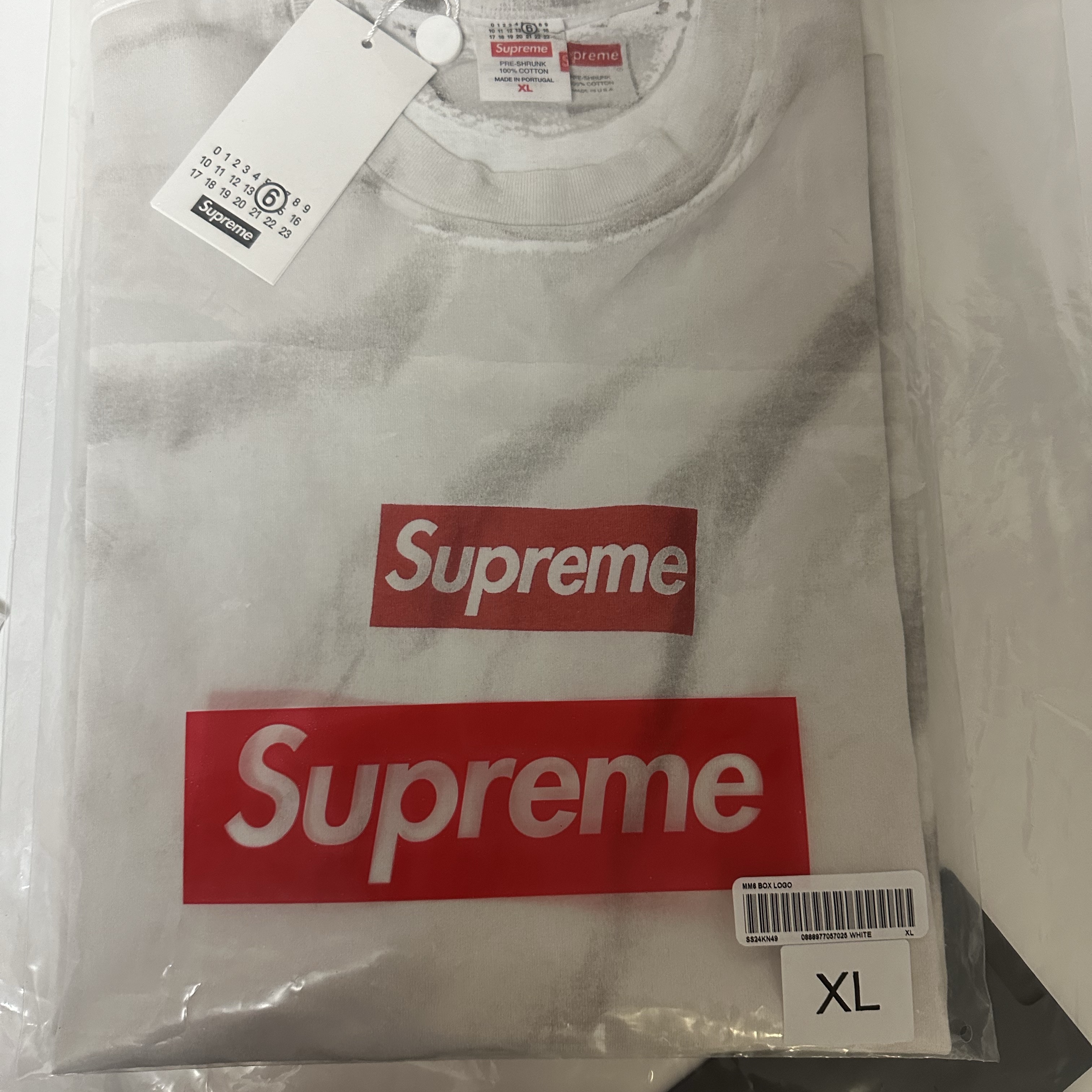 Supreme x MM6 Maison Margiela Box Logo T-Shirt White - 24SS 착용 스타일