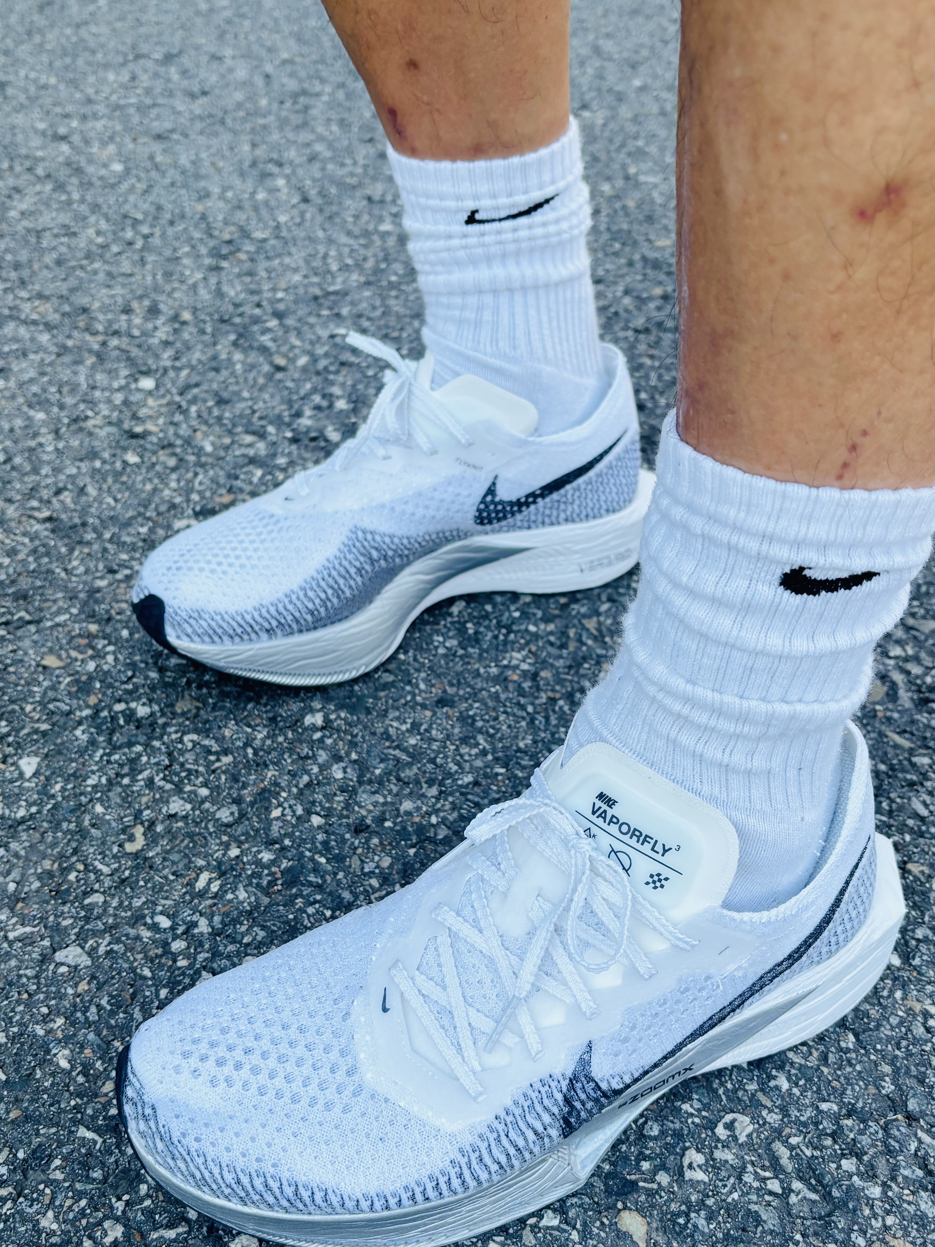 Nike ZoomX Vaporfly Next% 3 White Grey 착용 스타일
