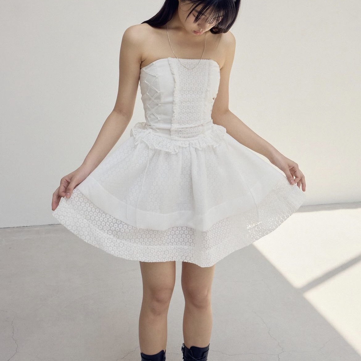 [KREAM 단독 / 예약 배송] FLETTA 89 Lace Top Dress Mini 착용 스타일