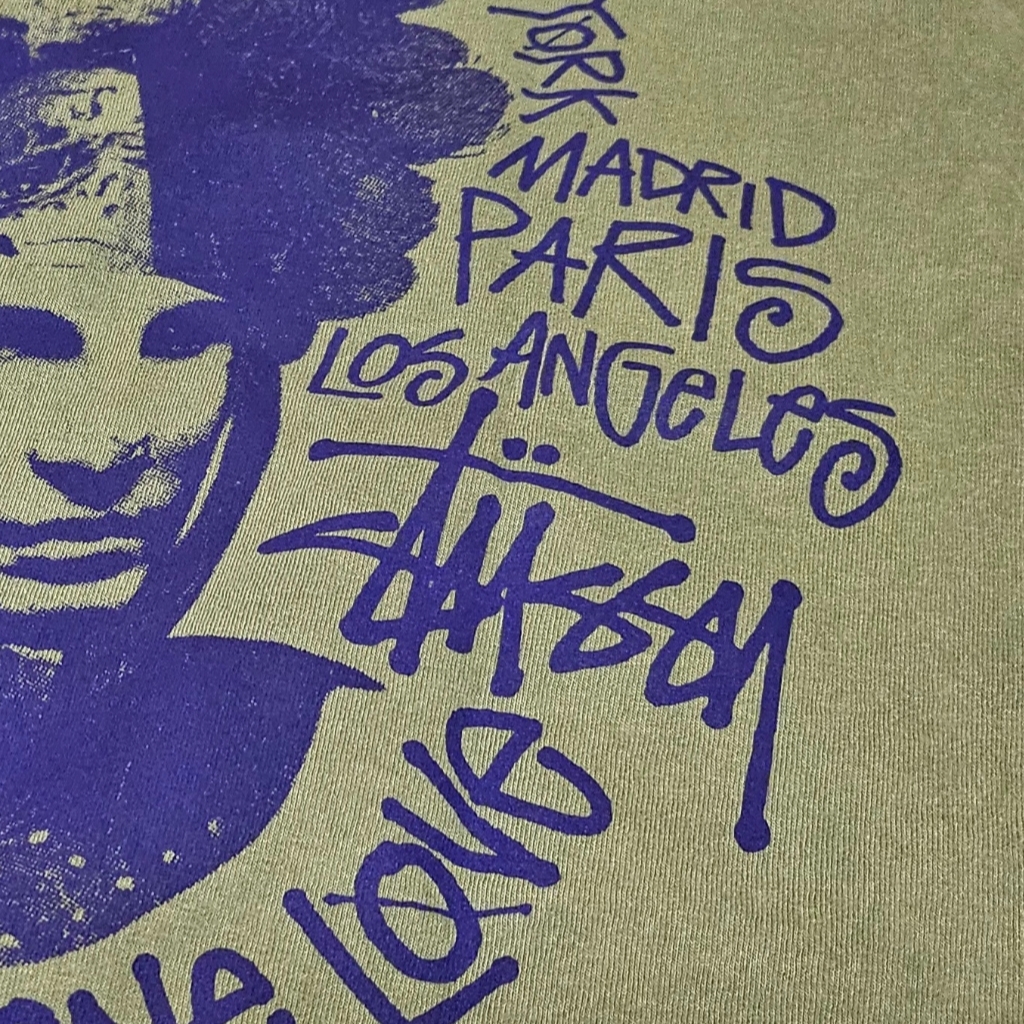 Stussy Camelot Pigment Dyed T-Shirt Olive 착용 스타일