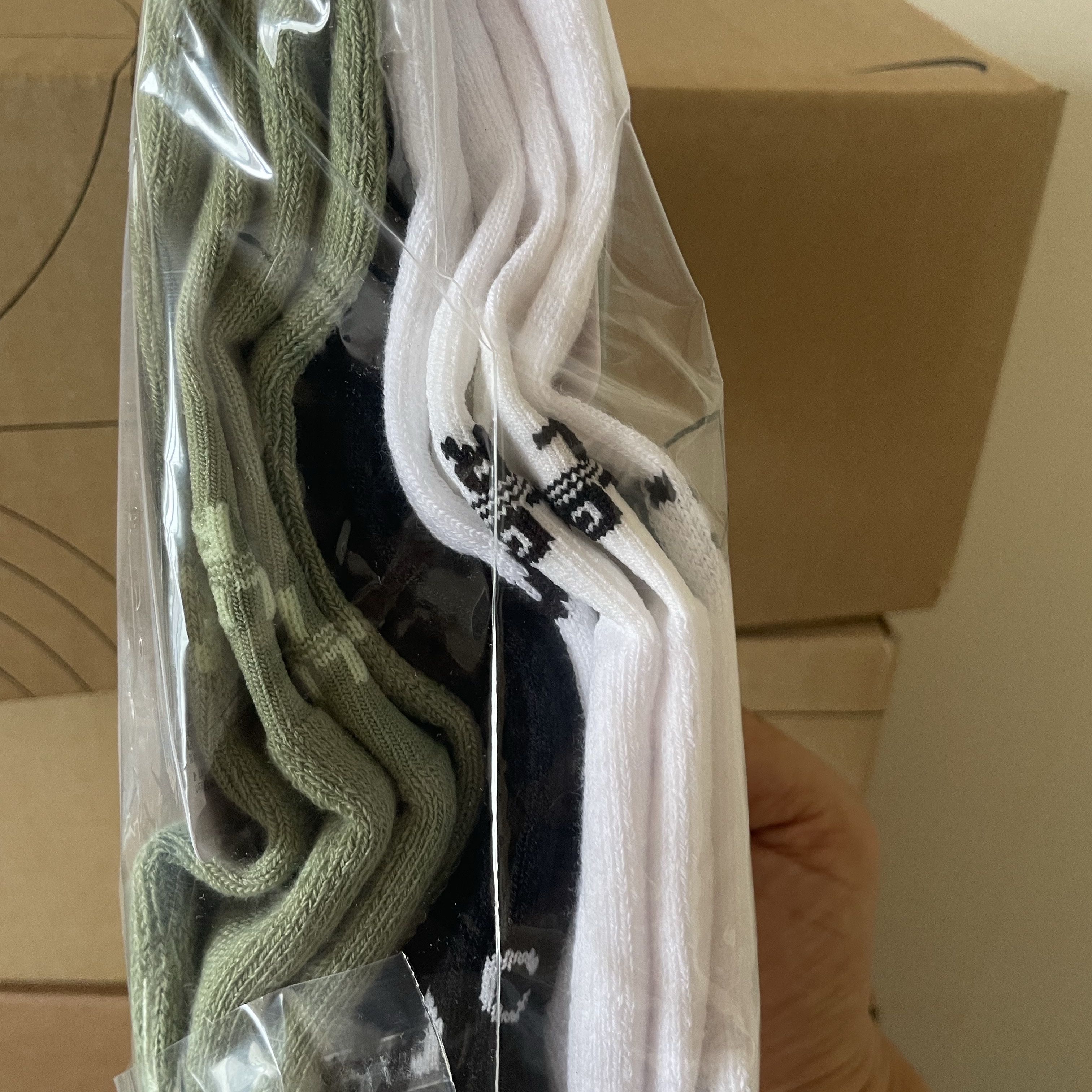 Nike x Drake Nocta Crew Socks Multi Color (3 Pack) 착용 스타일 - 1