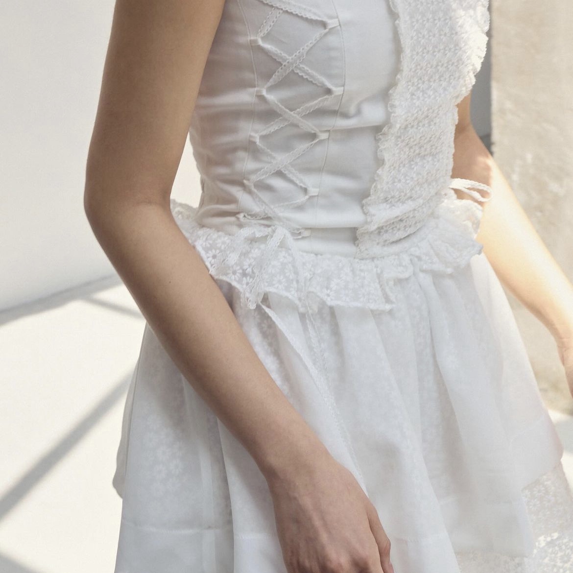 [KREAM 단독 / 예약 배송] FLETTA 89 Lace Top Dress Mini 착용 스타일
