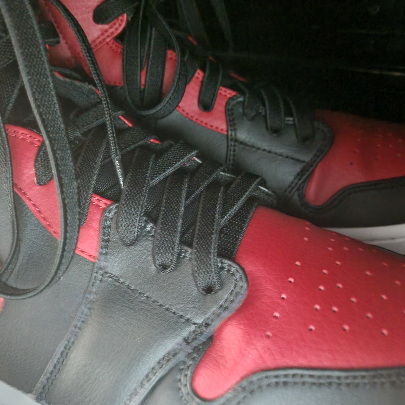 Jordan 1 Mid Bred Banned 2020 착용 스타일