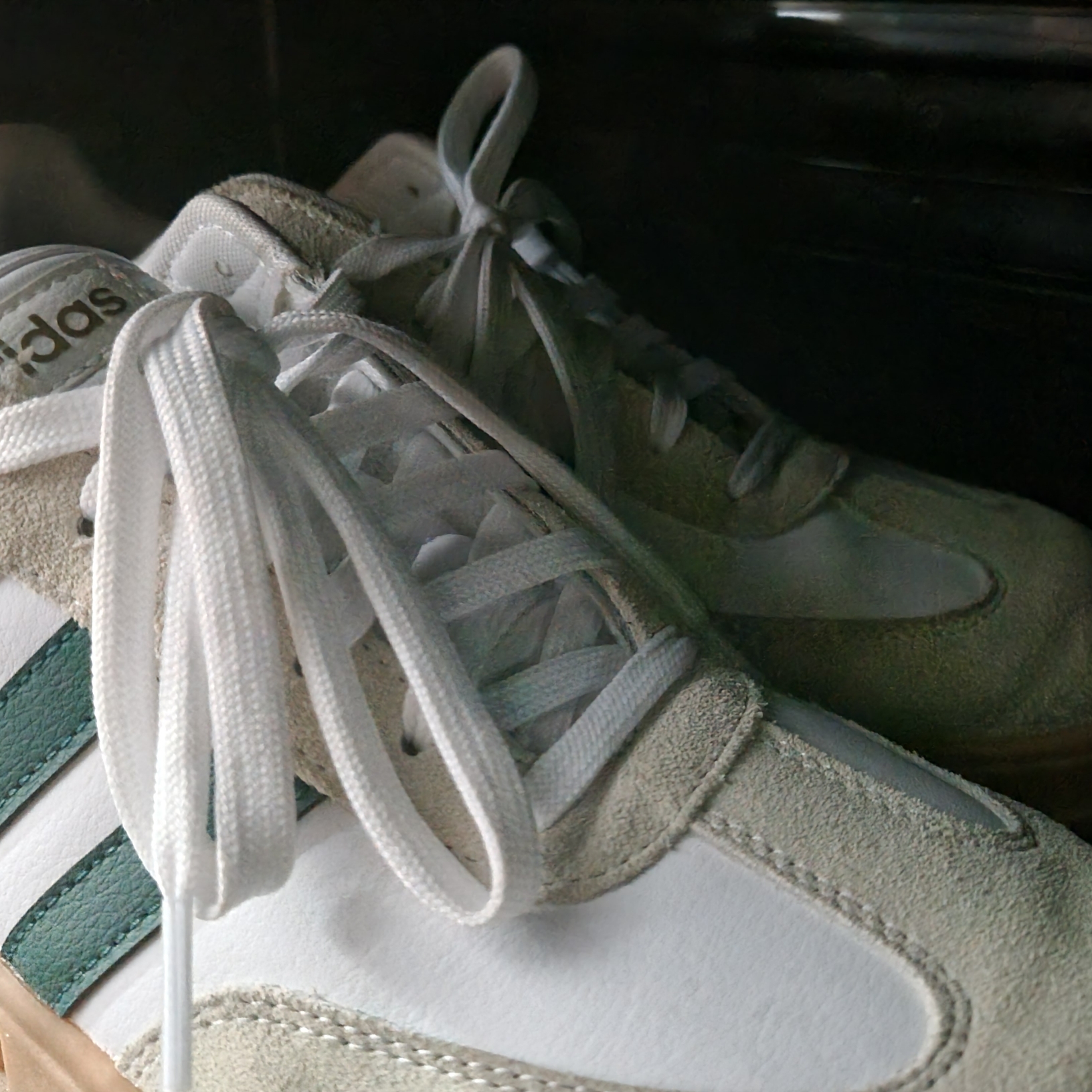 Adidas Gradas Collegiate Green 착용 스타일