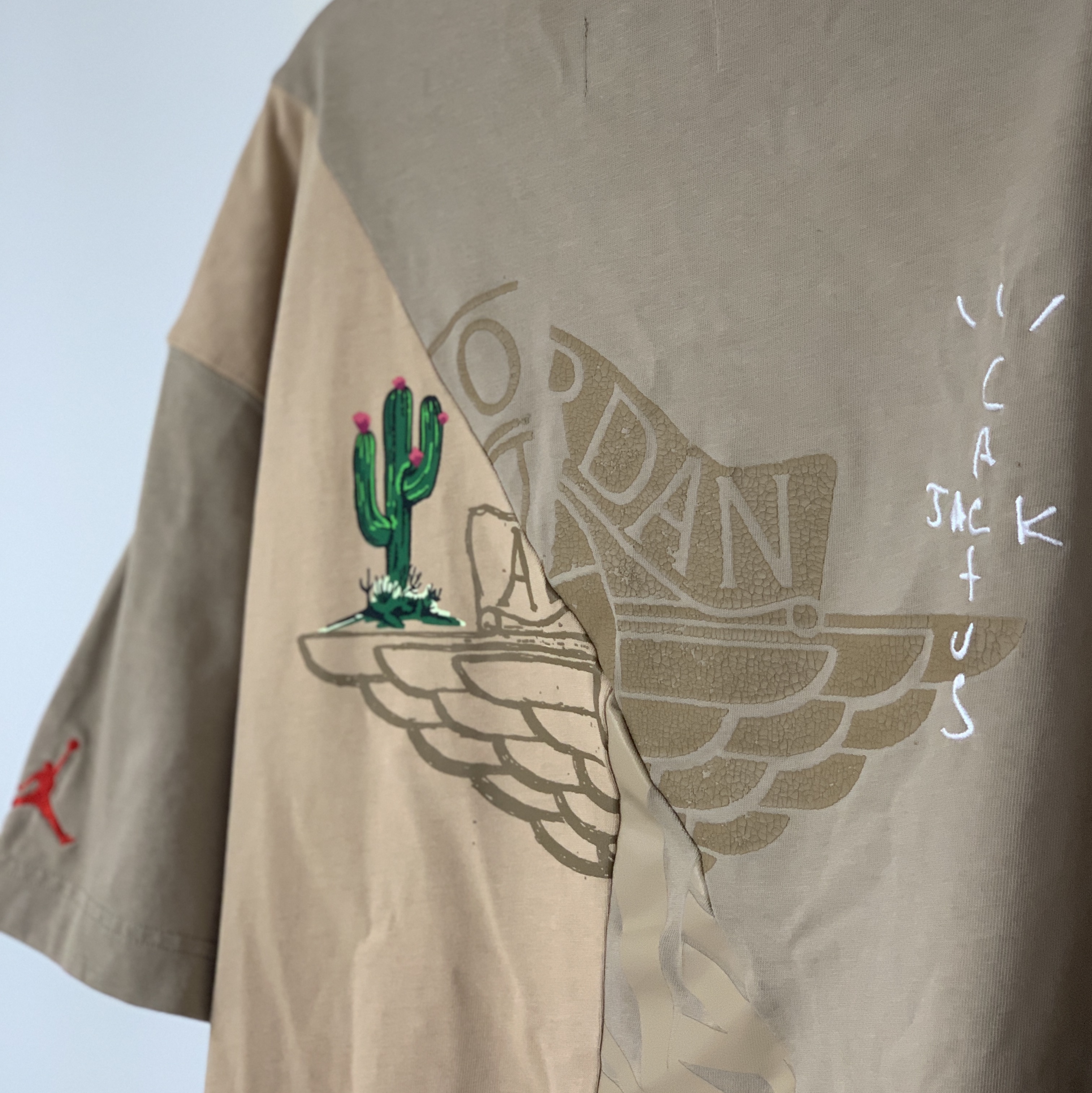 Jordan x Travis Scott S/S Top - US/EU, Jordan x Travis Scott S/S Top - Asia 착용 스타일
