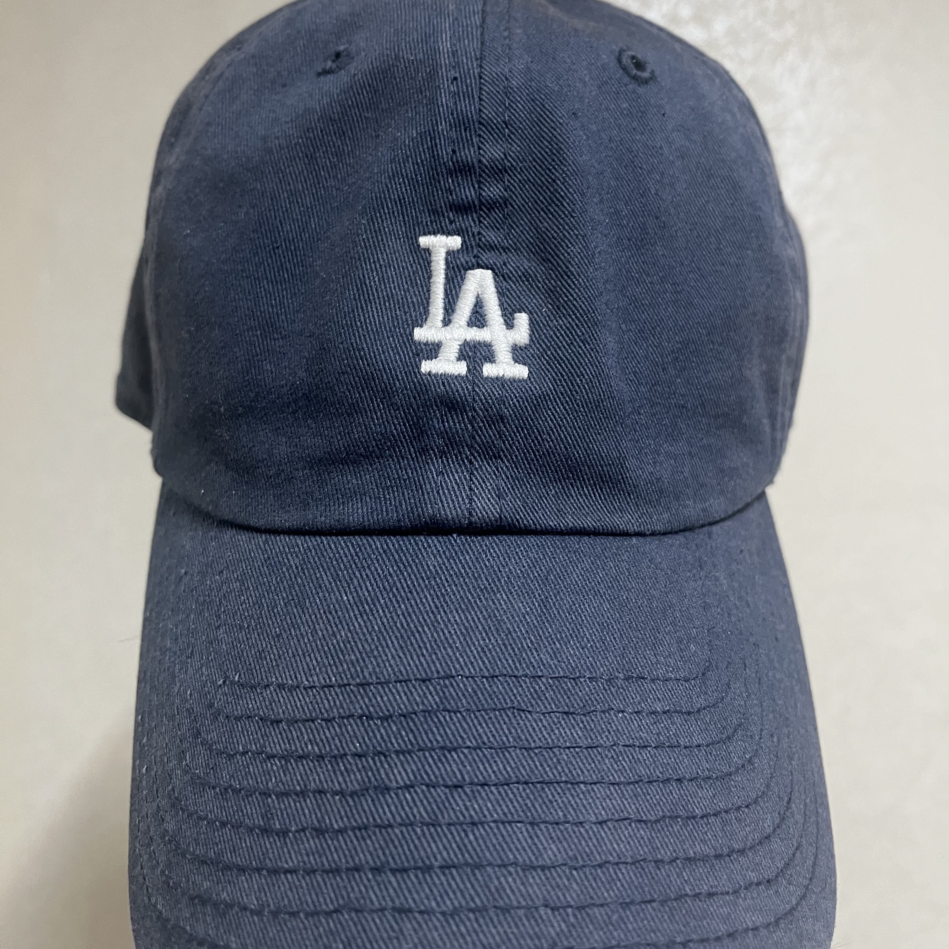 47 Brand LA Dodgers Base Runner Clean Up Navy 착용 스타일