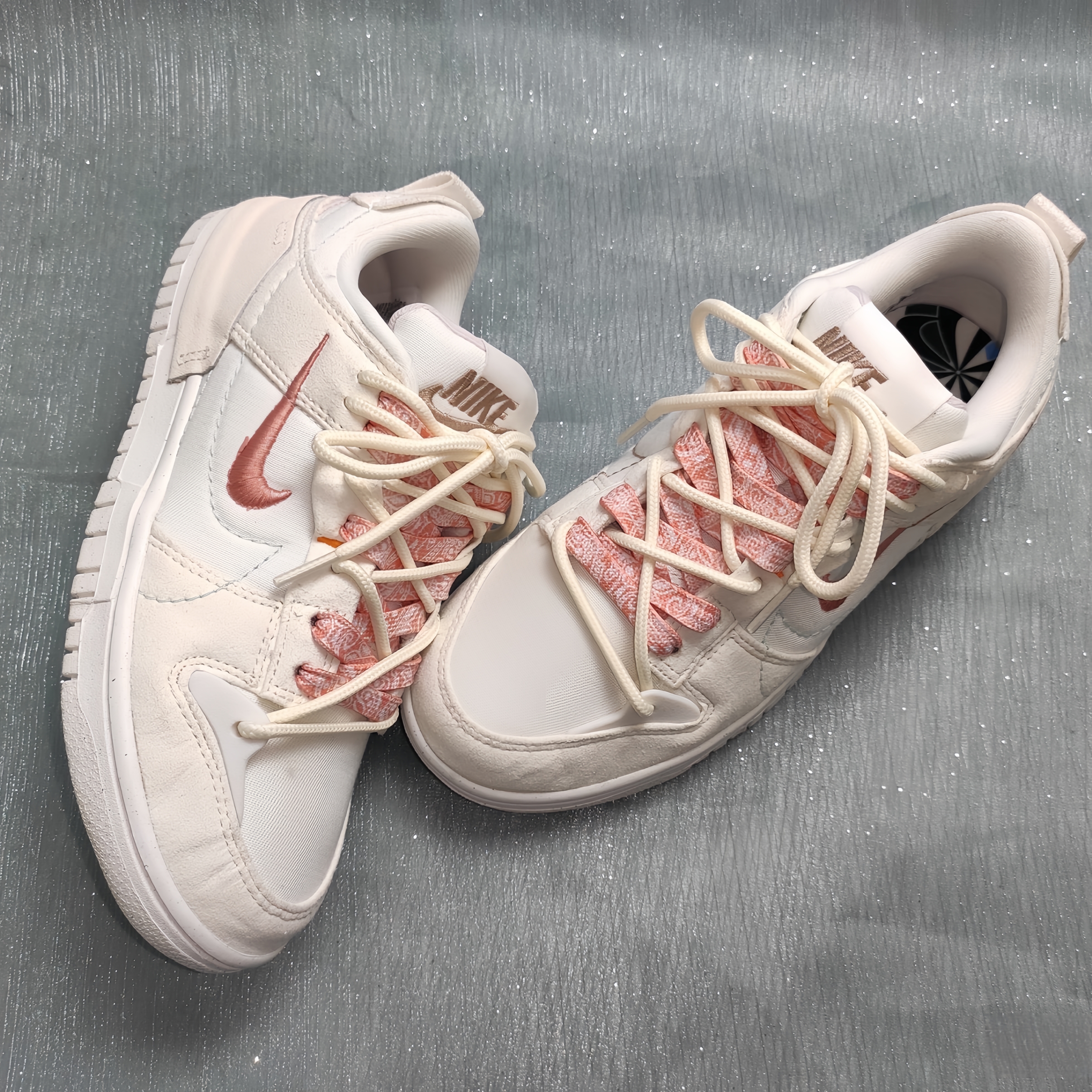 (W) Nike Dunk Low Disrupt 2 Pale Ivory Sail 착용 스타일