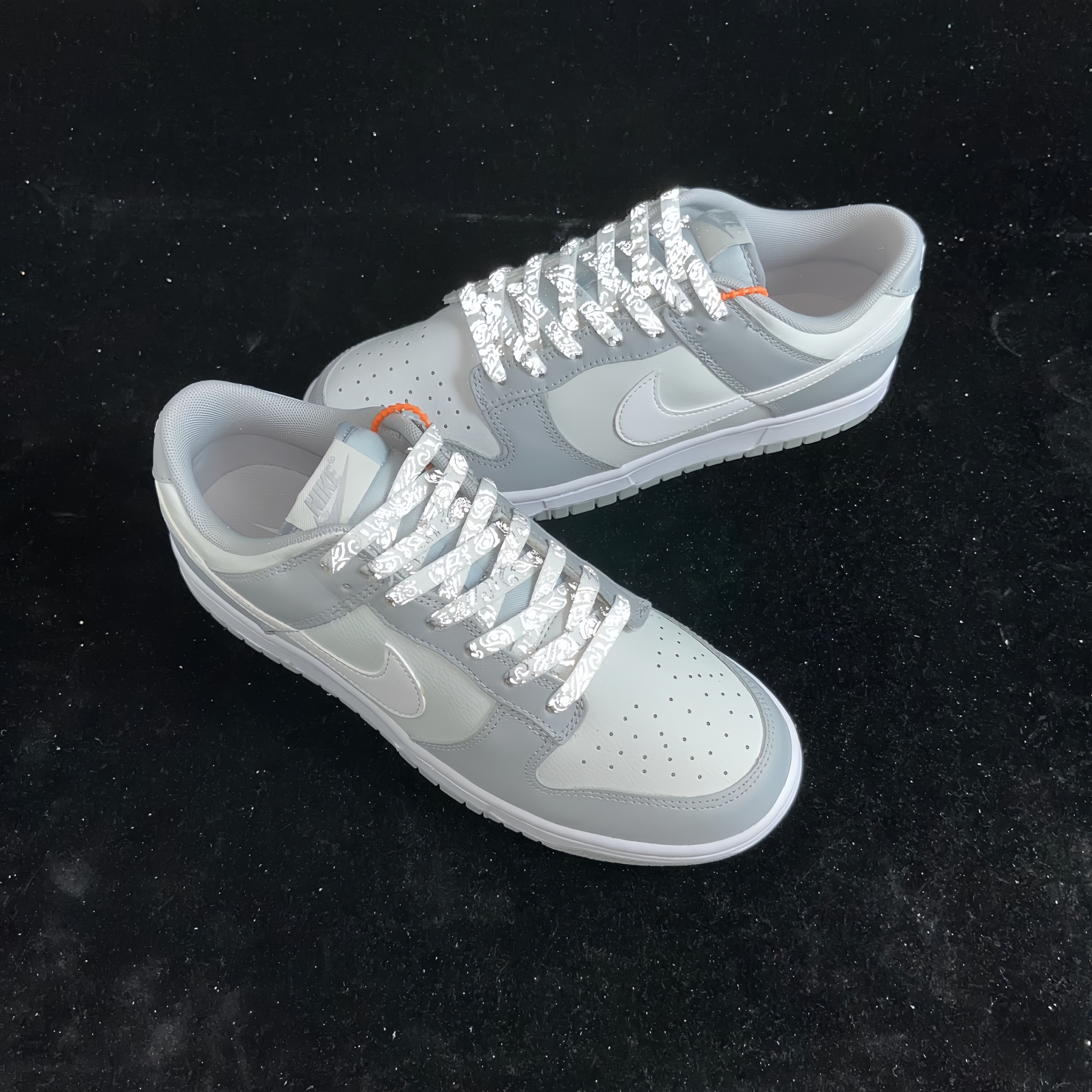 Nike Dunk Low Retro Wolf Grey 착용 스타일