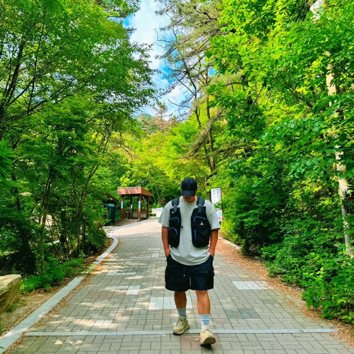 Nike ACG River Drifter Vest Black - Asia, Hoka Tor Summit 2 Oat Milk Oxford Tan 착용 스타일