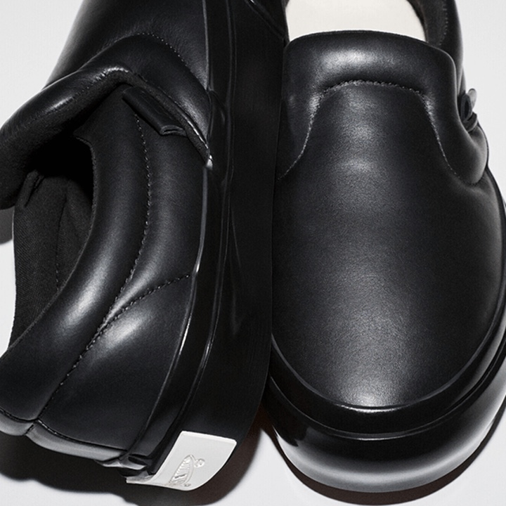 Vans x Proenza Schouler Slip-On Reissue 43 Puffy LX Black, Vans x Proenza Schouler Slip-On Reissue 43 Puffy LX White 착용 스타일 - 4
