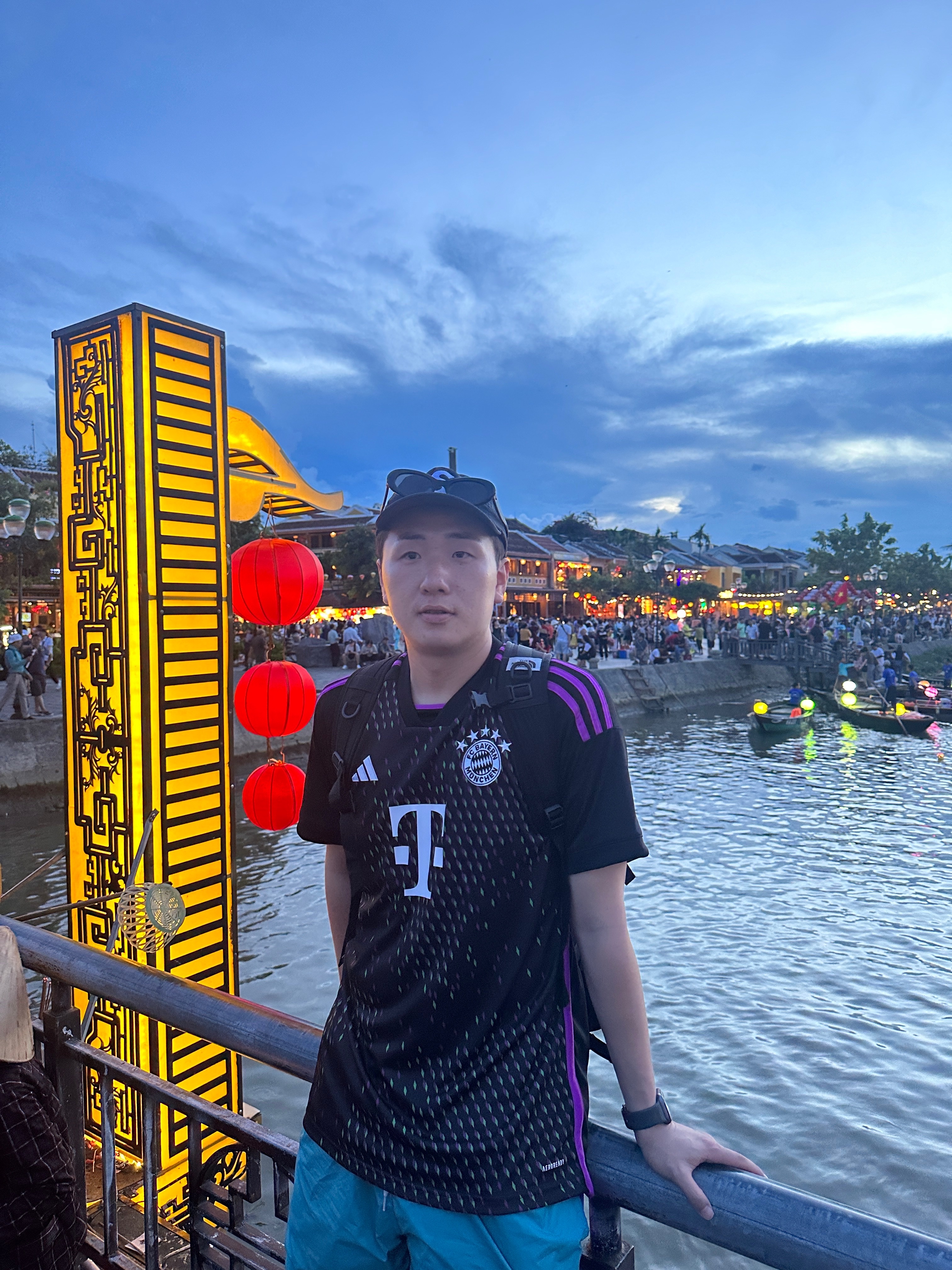 Adidas Bayern Munchen 2023/24 Away Jersey Black - KR Sizing (Non Marking Ver.), Supreme Cordura Ripstop S Logo 6-Panel Black - 23SS 착용 스타일 - 1