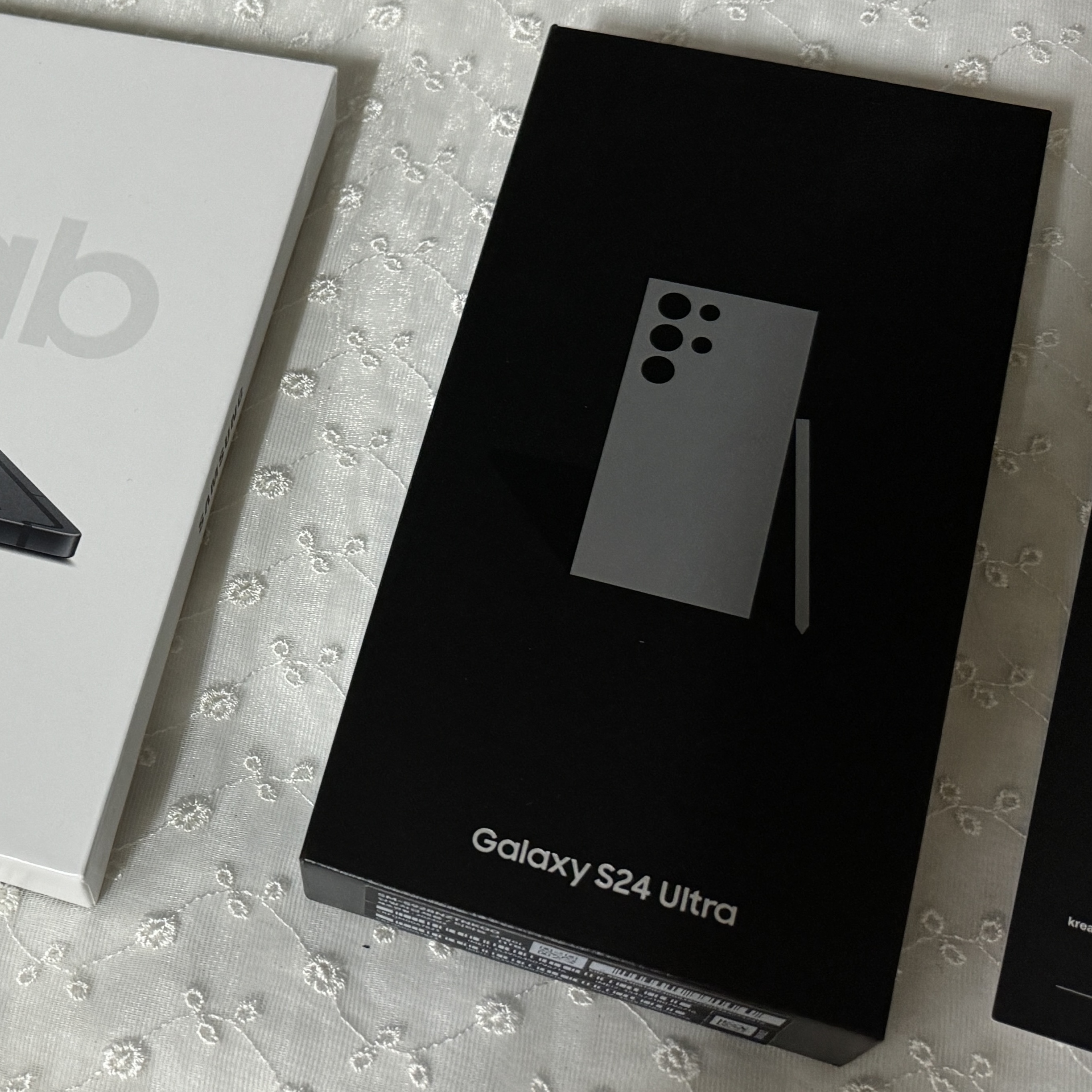 Samsung Galaxy S24 Ultra 1TB Titanium Grey (Korean Ver.) 착용 스타일