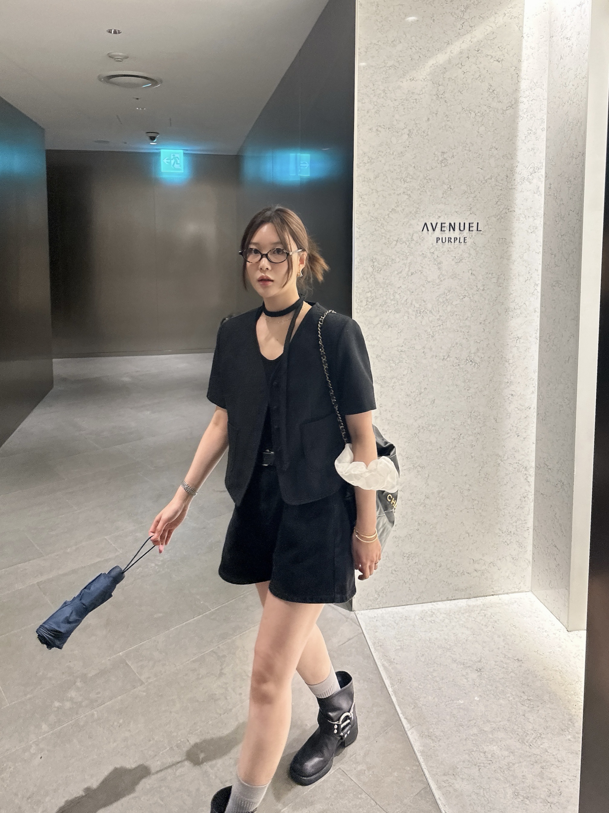 (W) Miu Miu Regard Sunglasses Blue Lenses Honey Tortoiseshell Acetate Standard fit 착용 스타일 - 1
