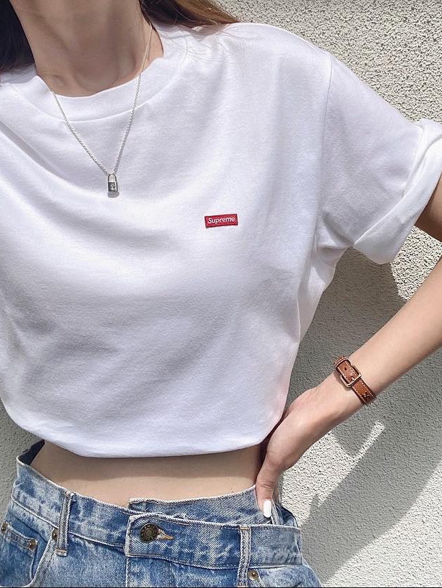 Carhartt WIP S/S Pocket T-Shirt White, Supreme Signature Label S/S Top White - 21SS 착용 스타일 - 3