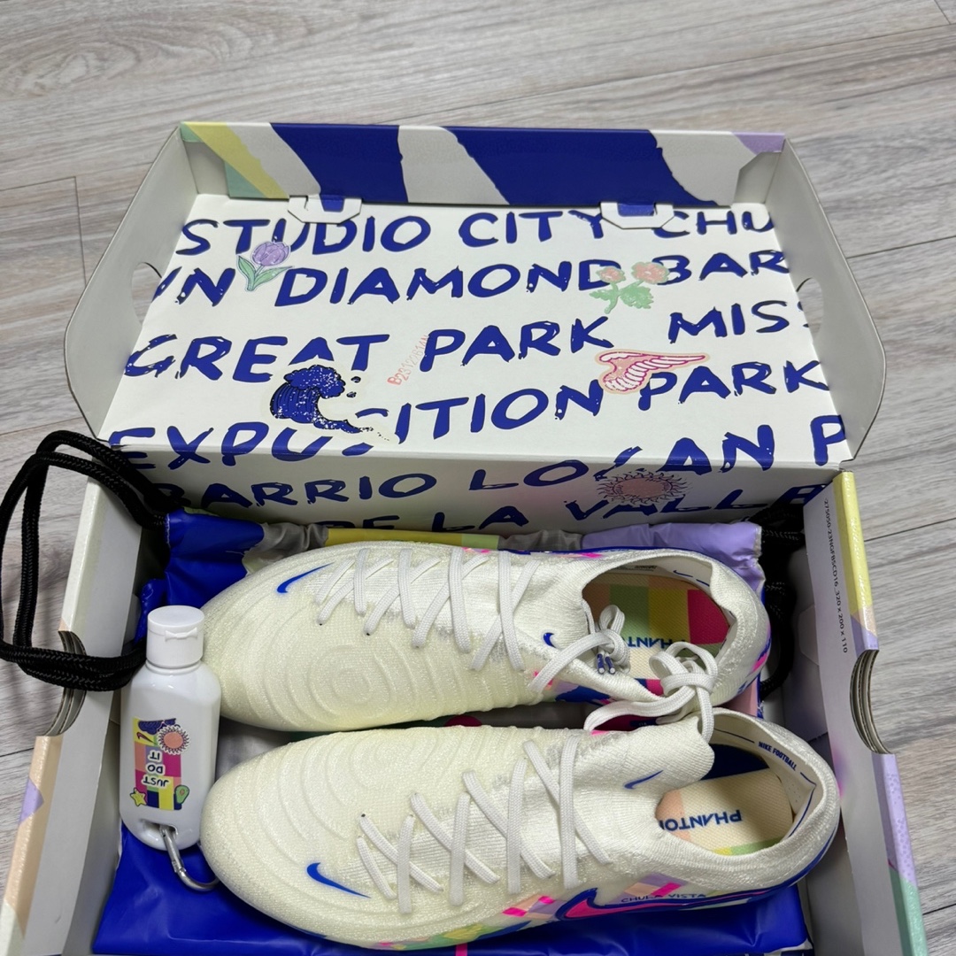 Nike Phantom GX 2 Elite SE FG Sail Racer Blue 착용 스타일 - 1