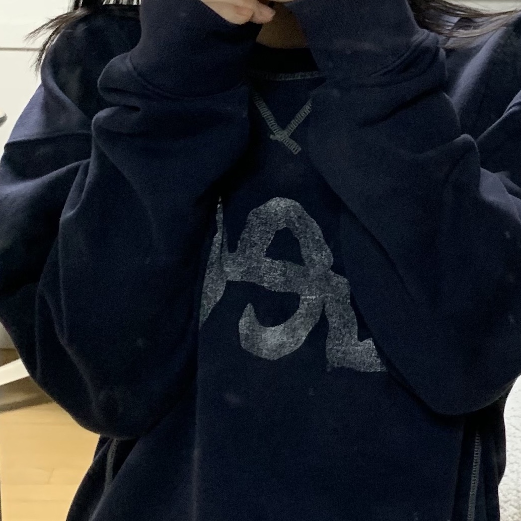 IAB Studio 10th Anniversary T-Shirt White, IAB Studio x Lee Pigment Sweatshirt Indigo Navy 착용 스타일 - 4