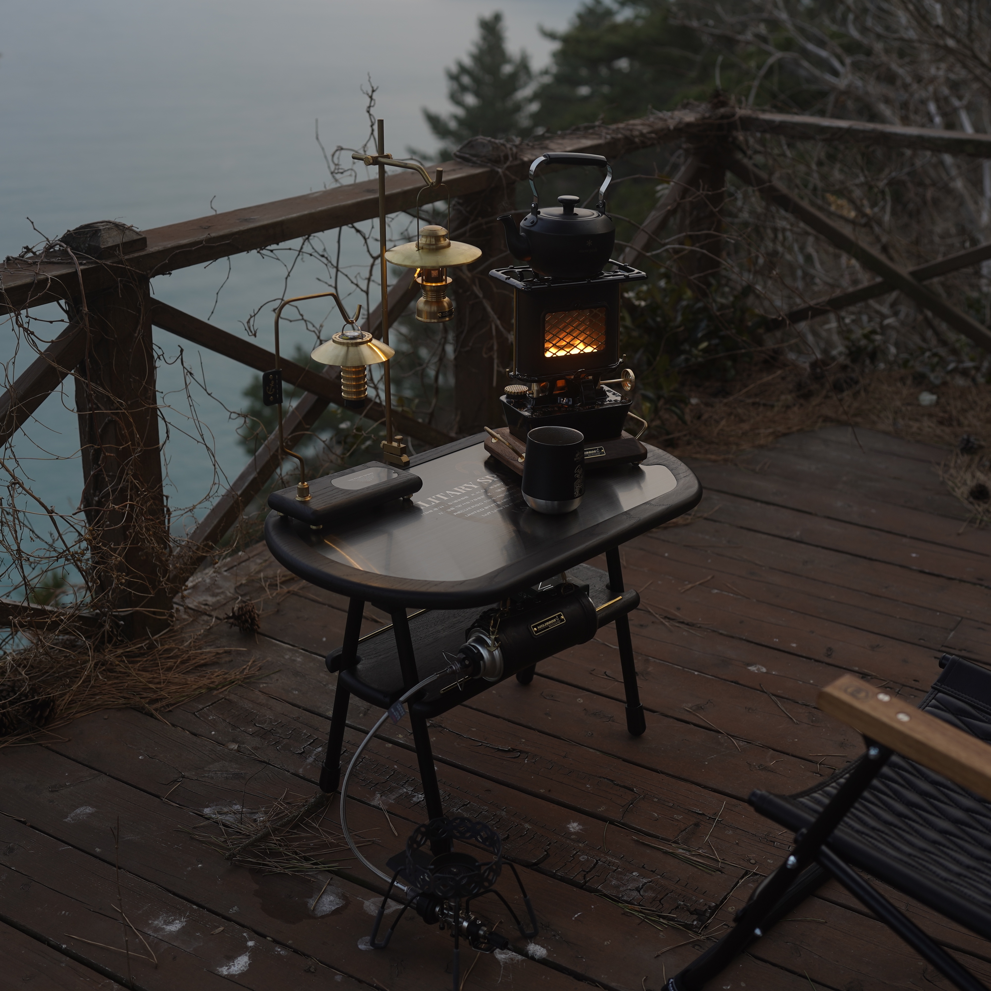 Snow Peak Classic Kettle Black 착용 스타일 - 1