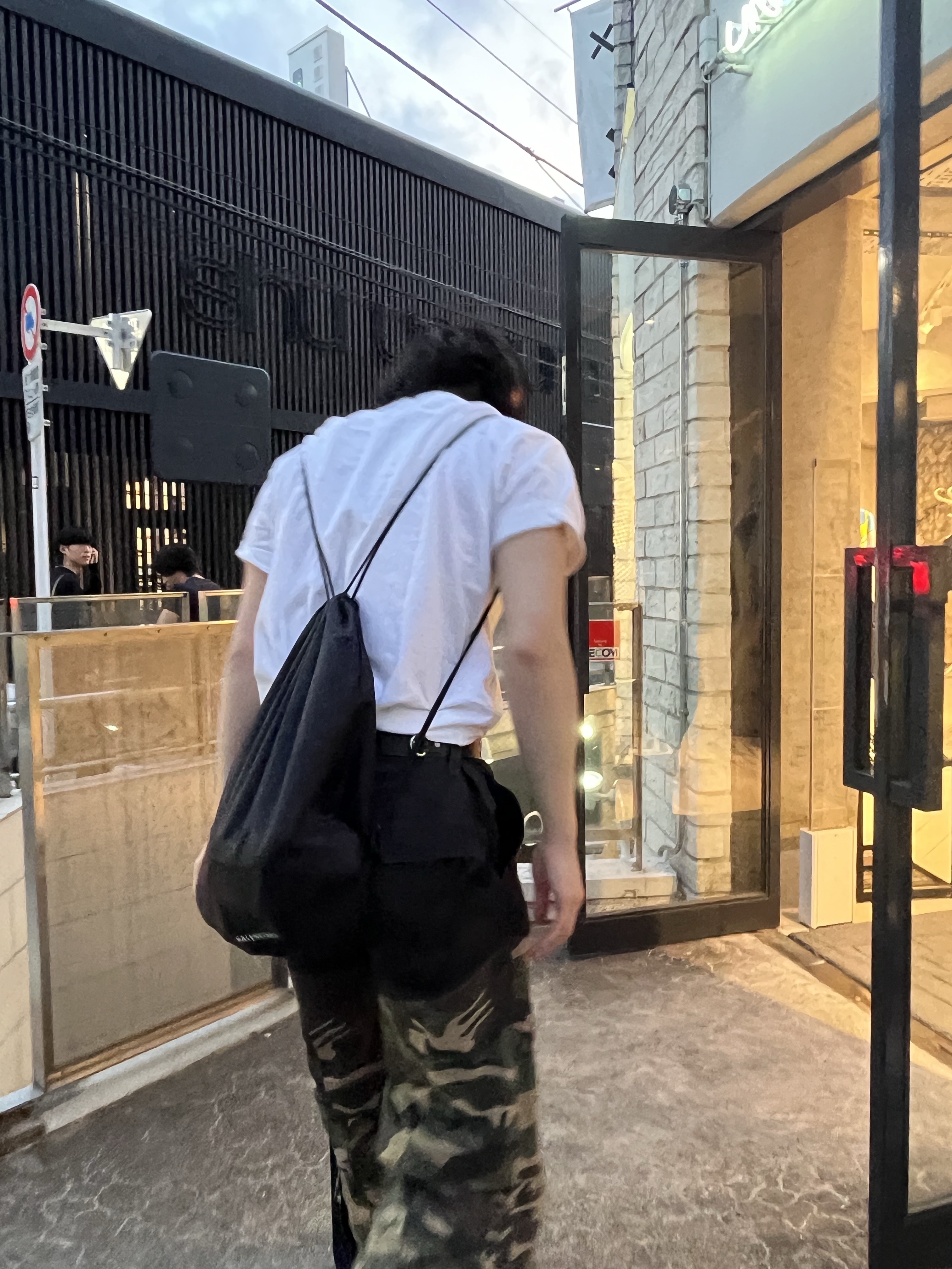 Yeezy Gap Engineered By Balenciaga Flame Cap Black, Balenciaga 3XL Sneakers Yellow Black 착용 스타일 - 6