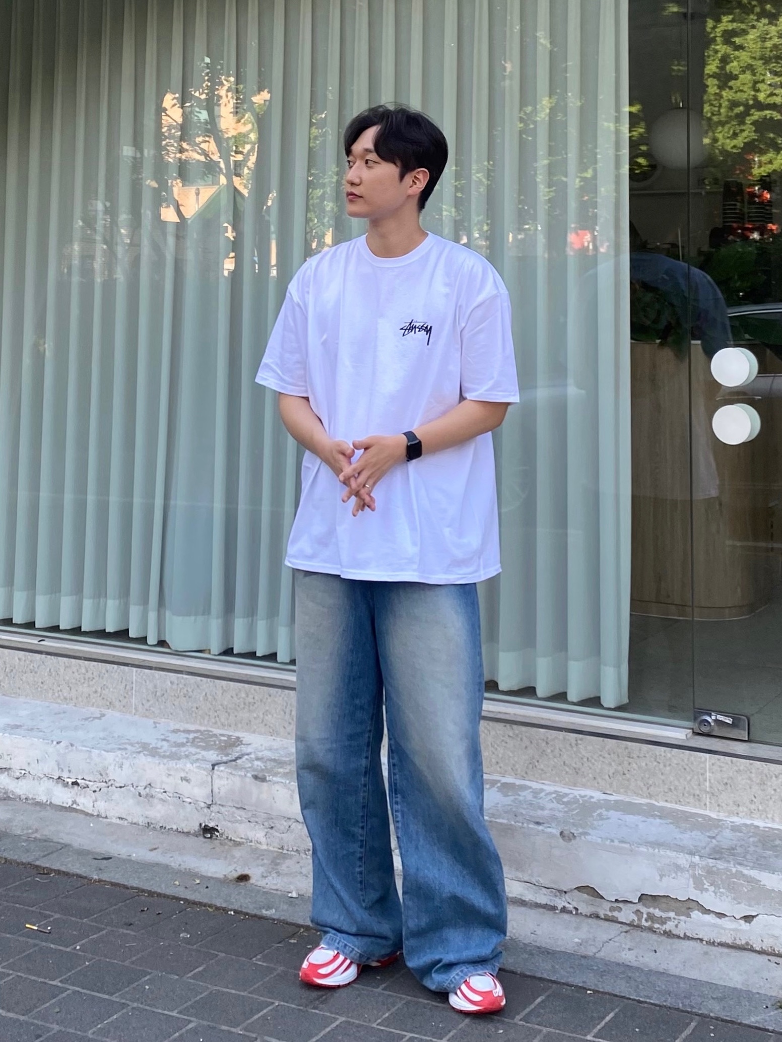 Stussy Plush T-Shirt White, Reebok x Kanghyuk Premier Road Modern White Red  착용 스타일 - 1