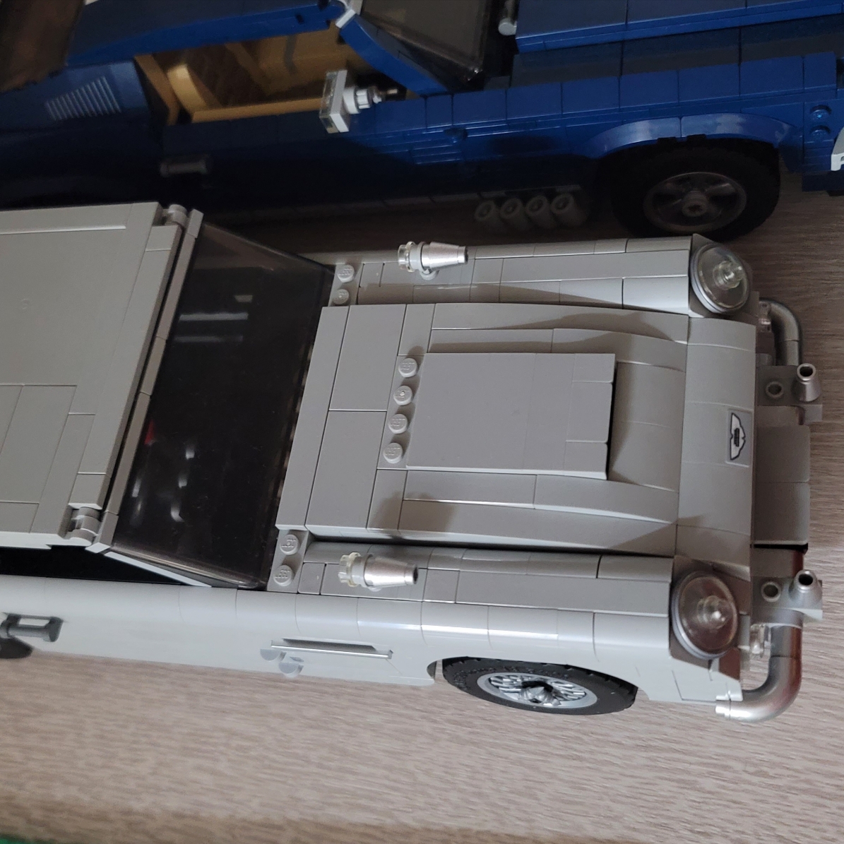 Lego James Bond Aston Martin DB5 착용 스타일