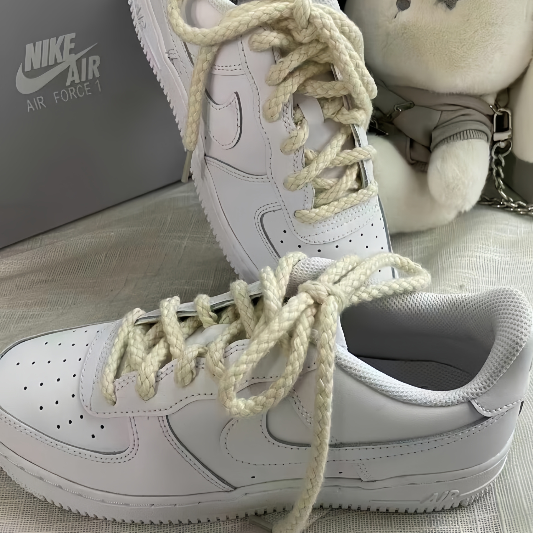 (W) Nike Air Force 1 '07 Low White 착용 스타일