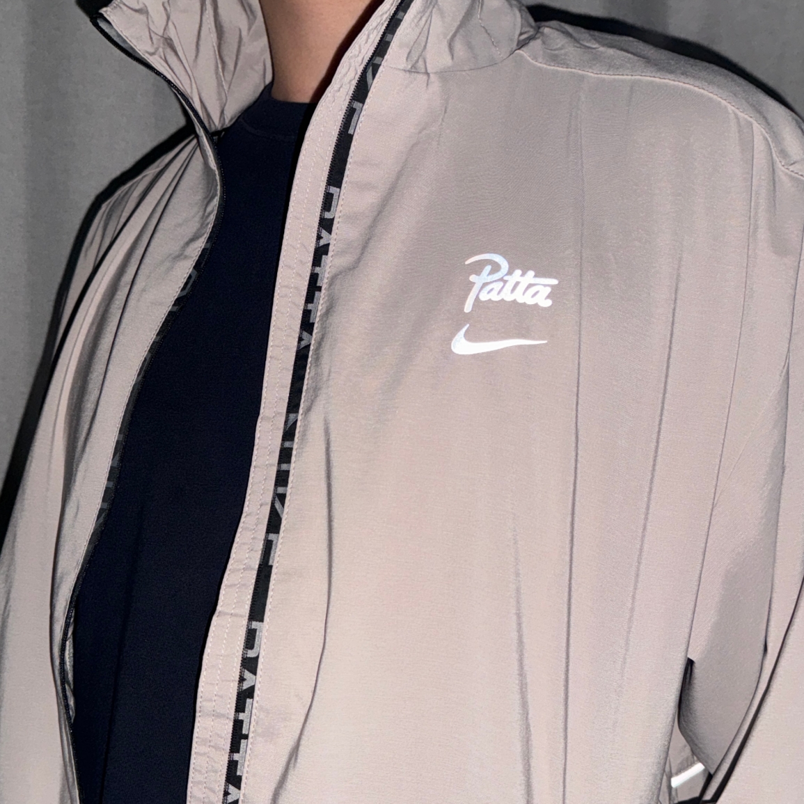 Nike x Patta Full-Zip Jacket Sanddrift - Asia 착용 스타일 - 2