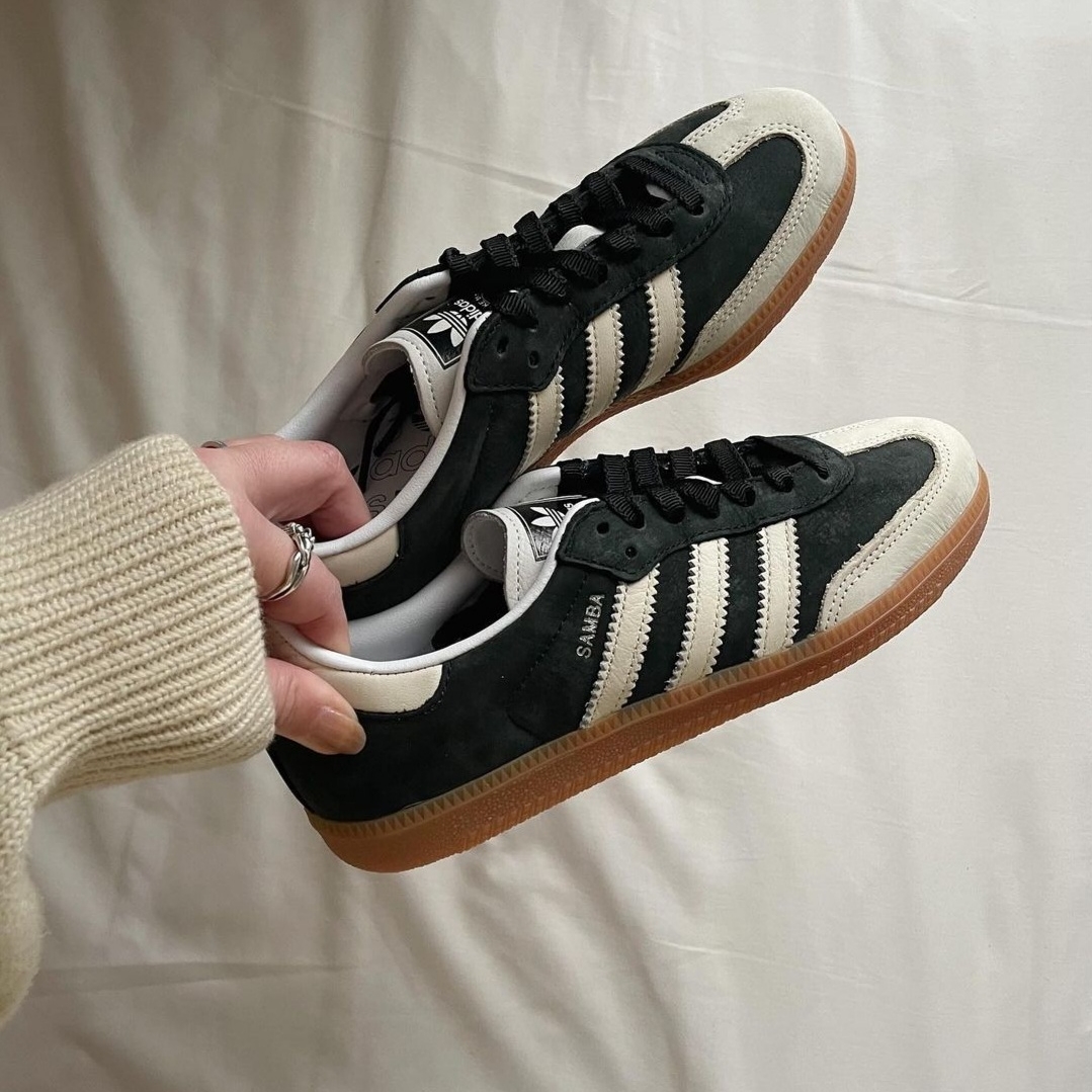 (W) Adidas Samba OG Core Black Wonder White 착용 스타일