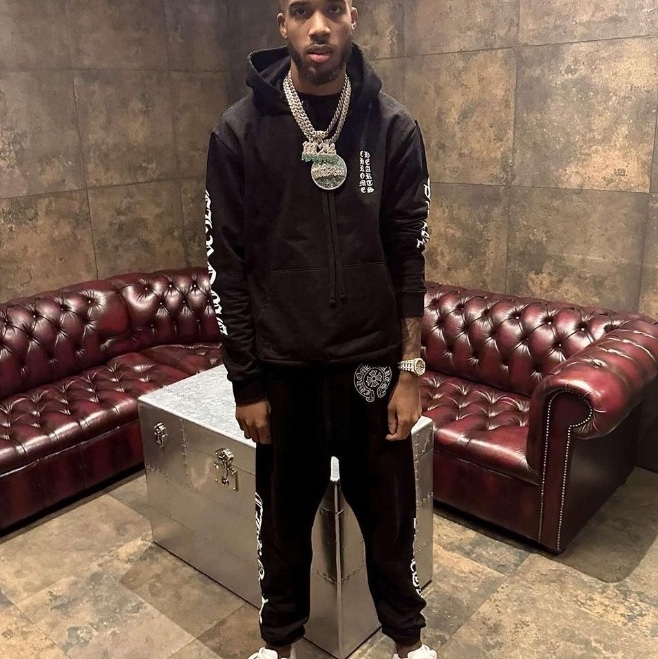 Chrome Hearts All Over Monogram Horseshoe Fuck you Logo Sweatpants Black 착용 스타일