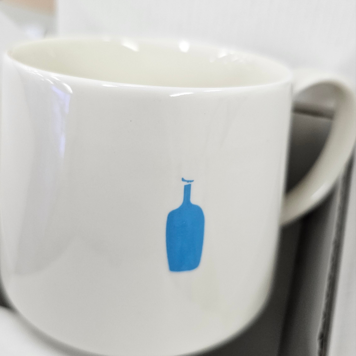 Human Made x Blue Bottle Coffee Kiyosumi Mug White 착용 스타일 - 2