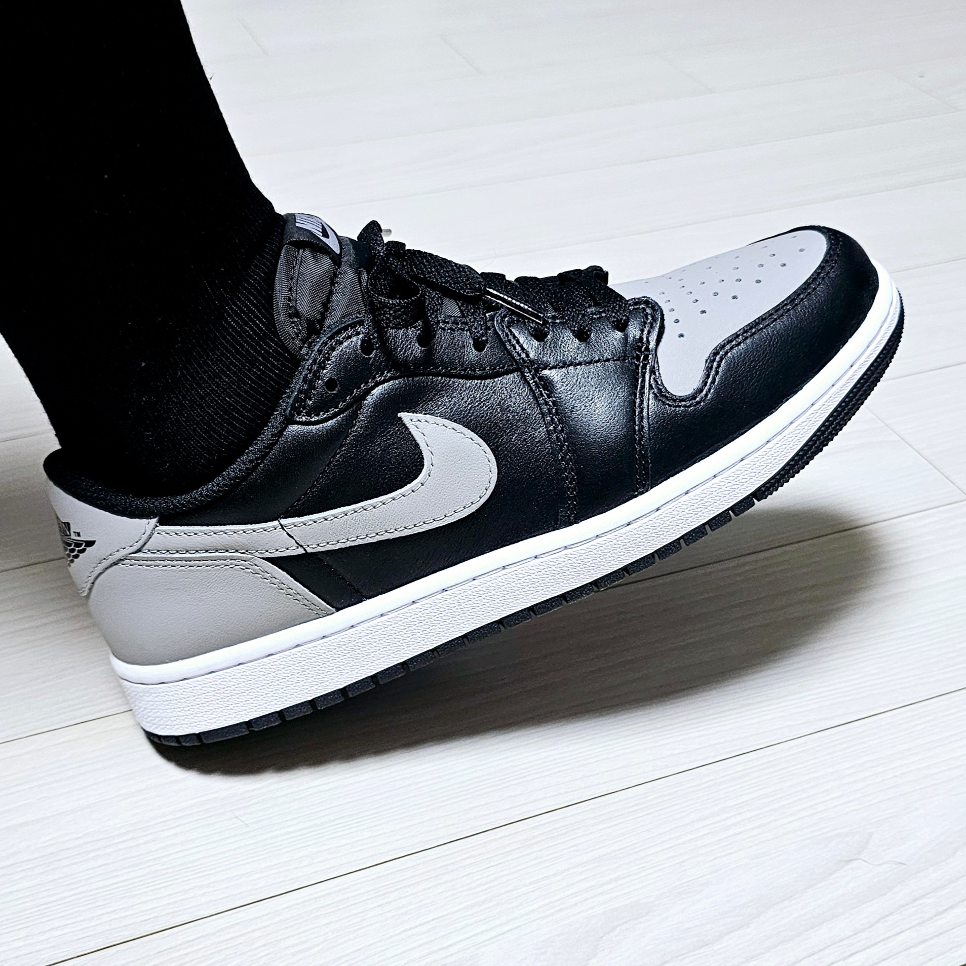 Jordan 1 Retro Low OG Shadow 착용 스타일