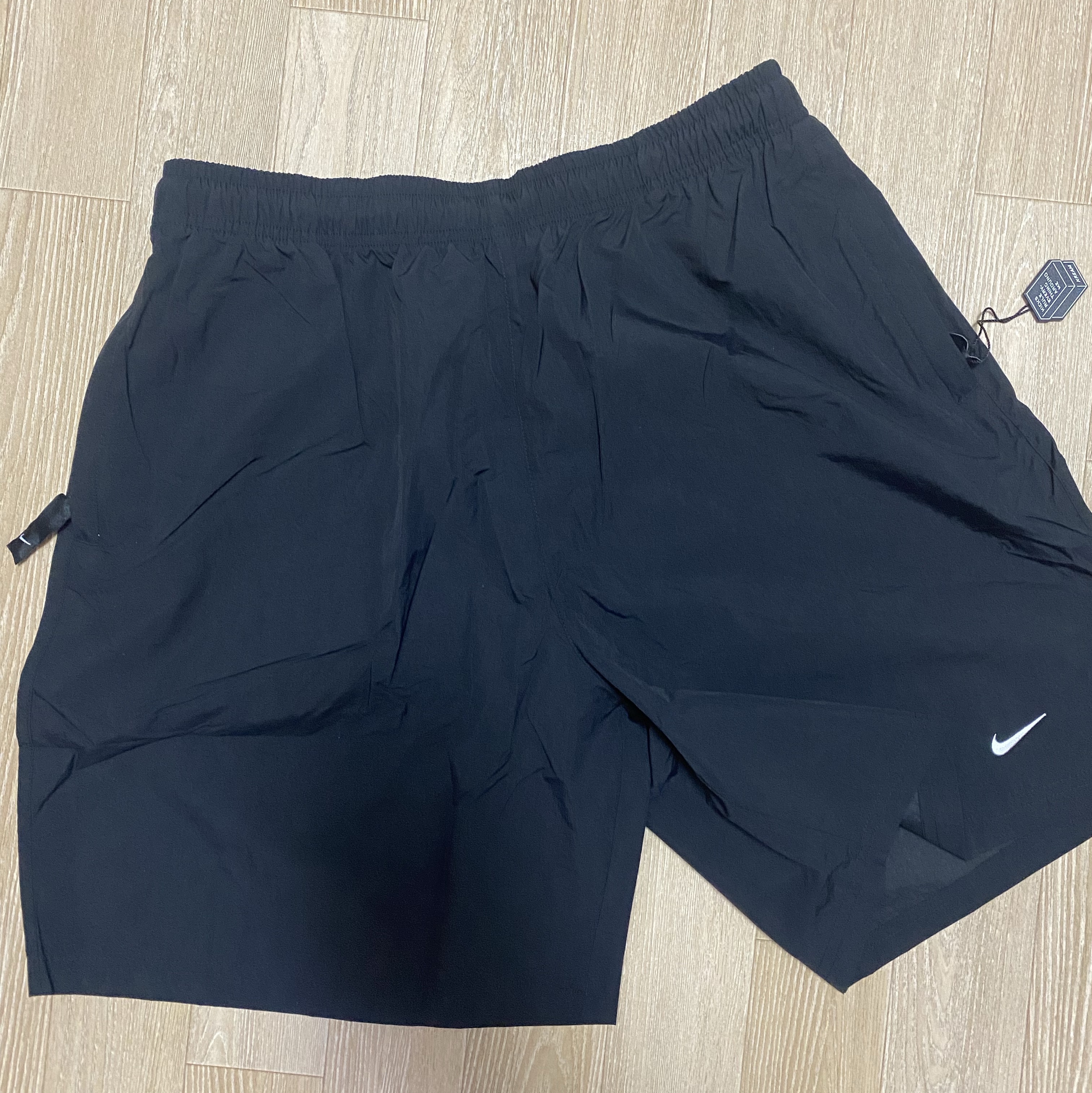 Nike Solo Swoosh Woven Shorts Black - Asia 착용 스타일