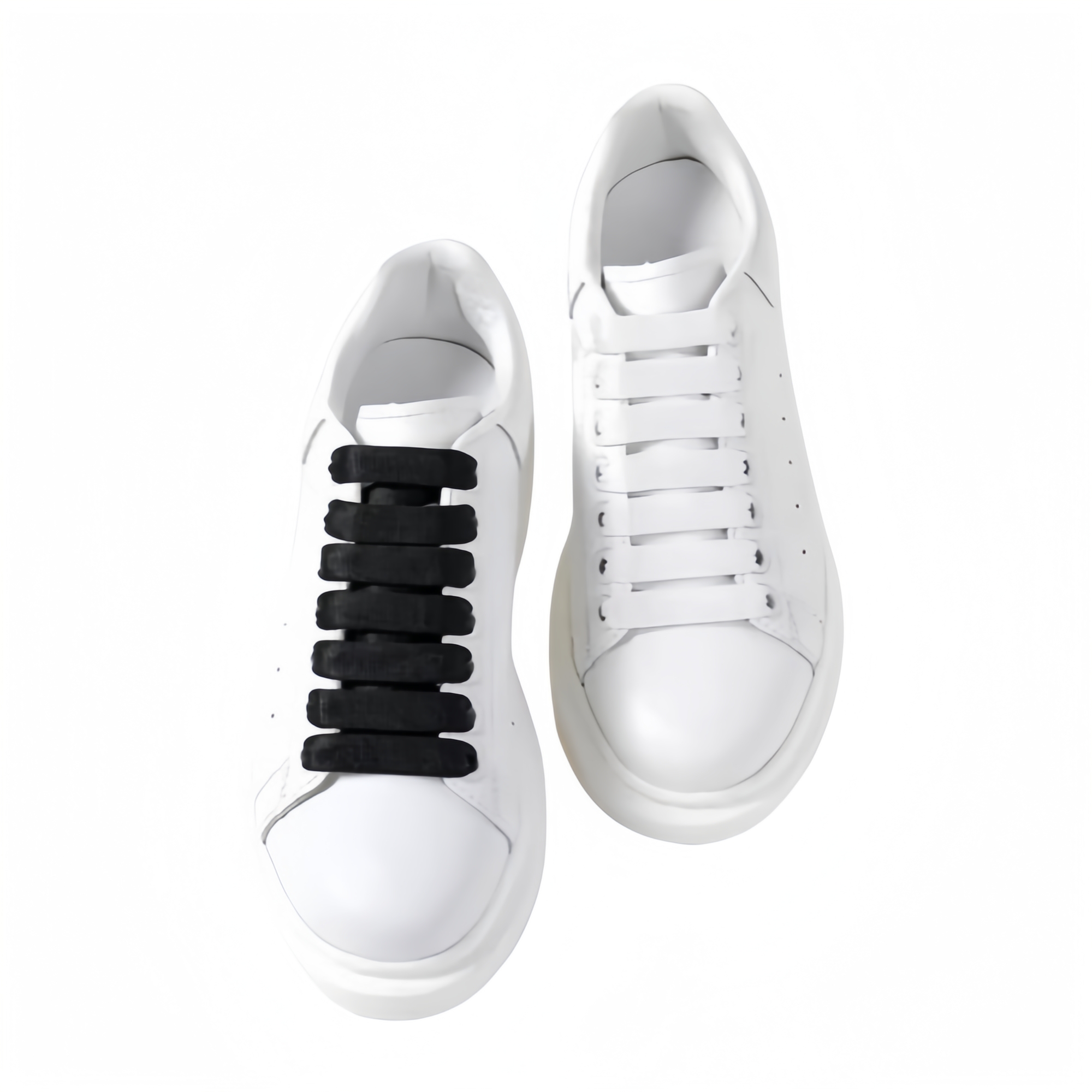 (W) Alexander McQueen Oversized Sneakers White Black 착용 스타일