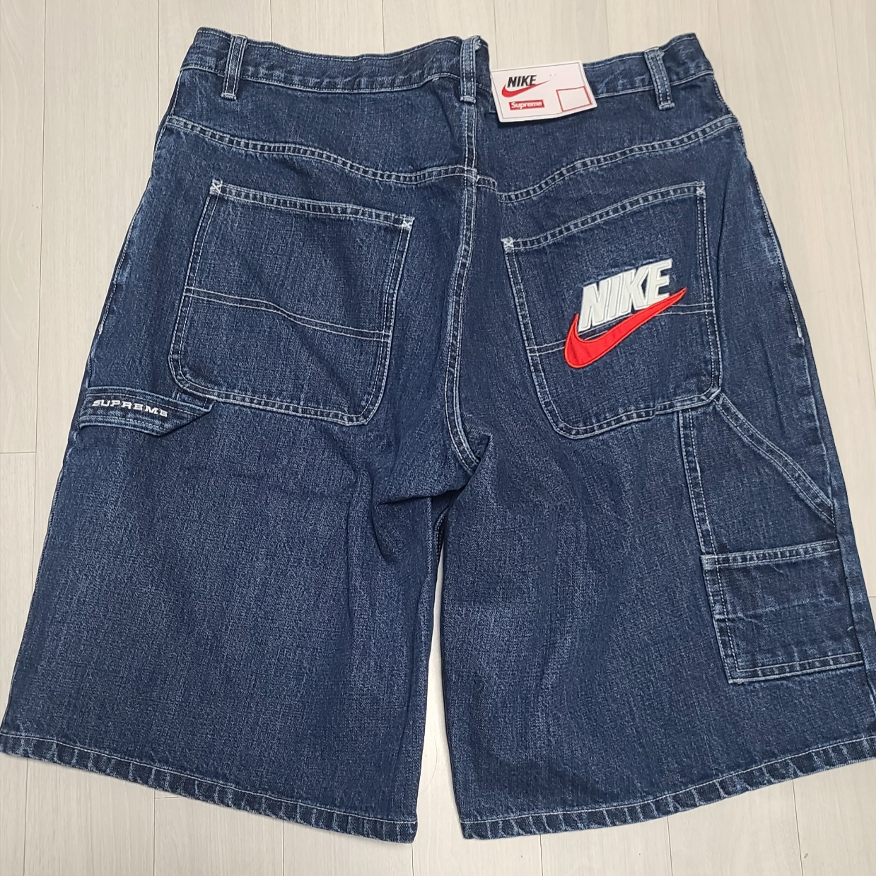 Supreme x Nike Denim Short Indigo - 24SS 착용 스타일