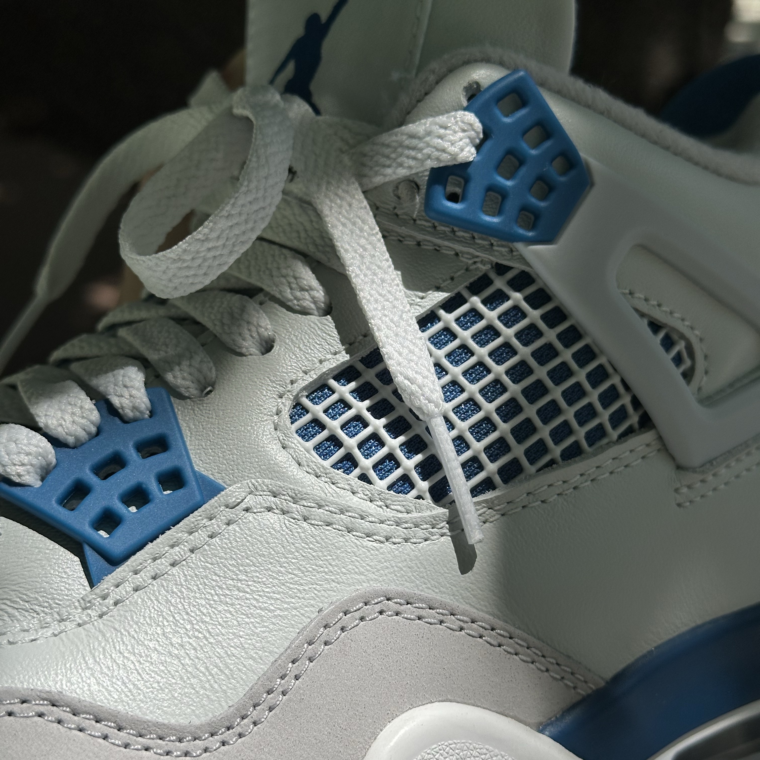 Jordan 4 Retro Industrial Blue 착용 스타일
