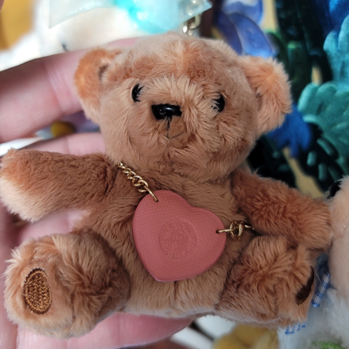 Starbucks Be Mine Bear Fabric Keychain 착용 스타일